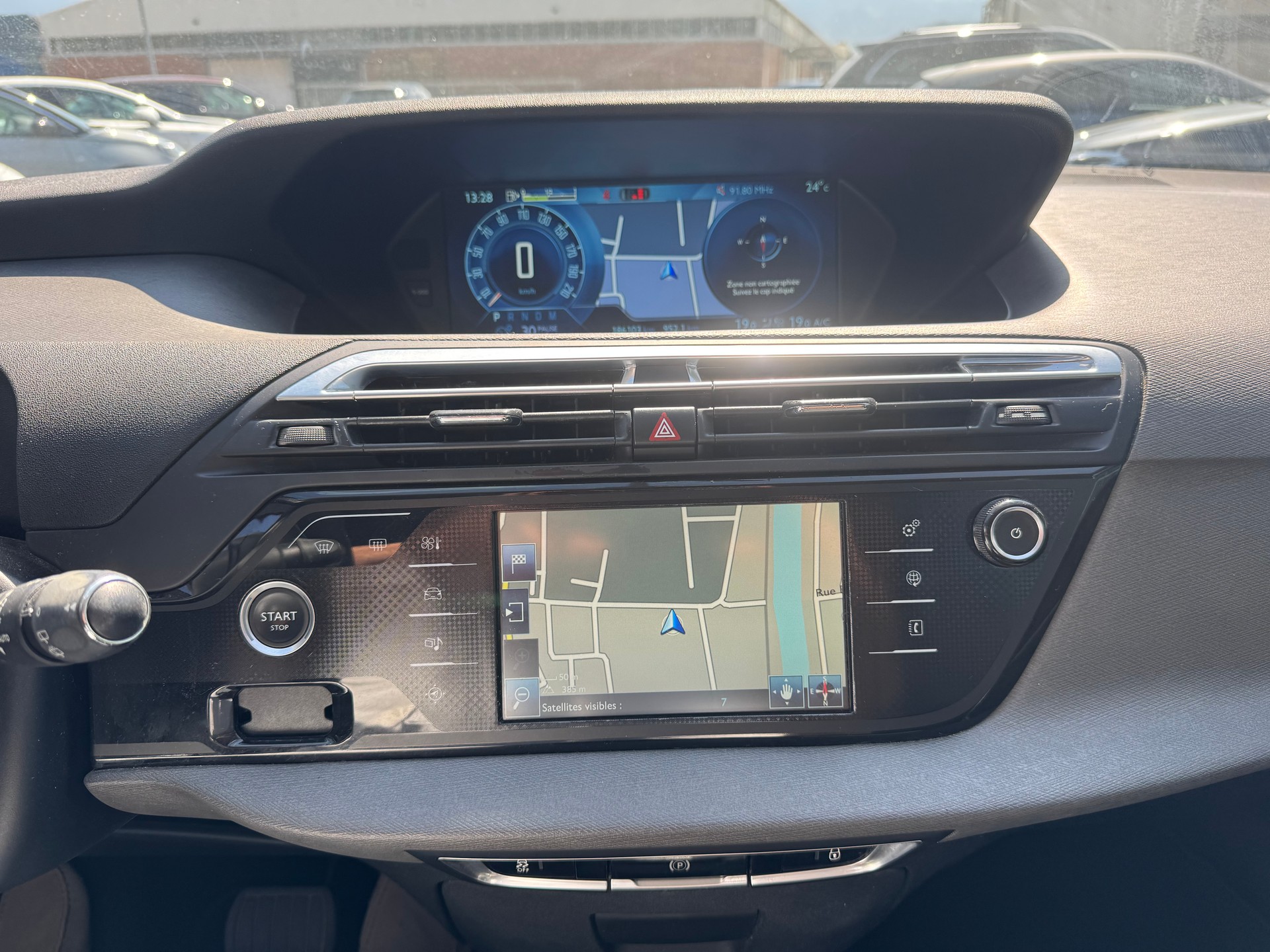CITROEN C4 Picasso 1.6i 16V e-THP Exclusive Automatic-image-15