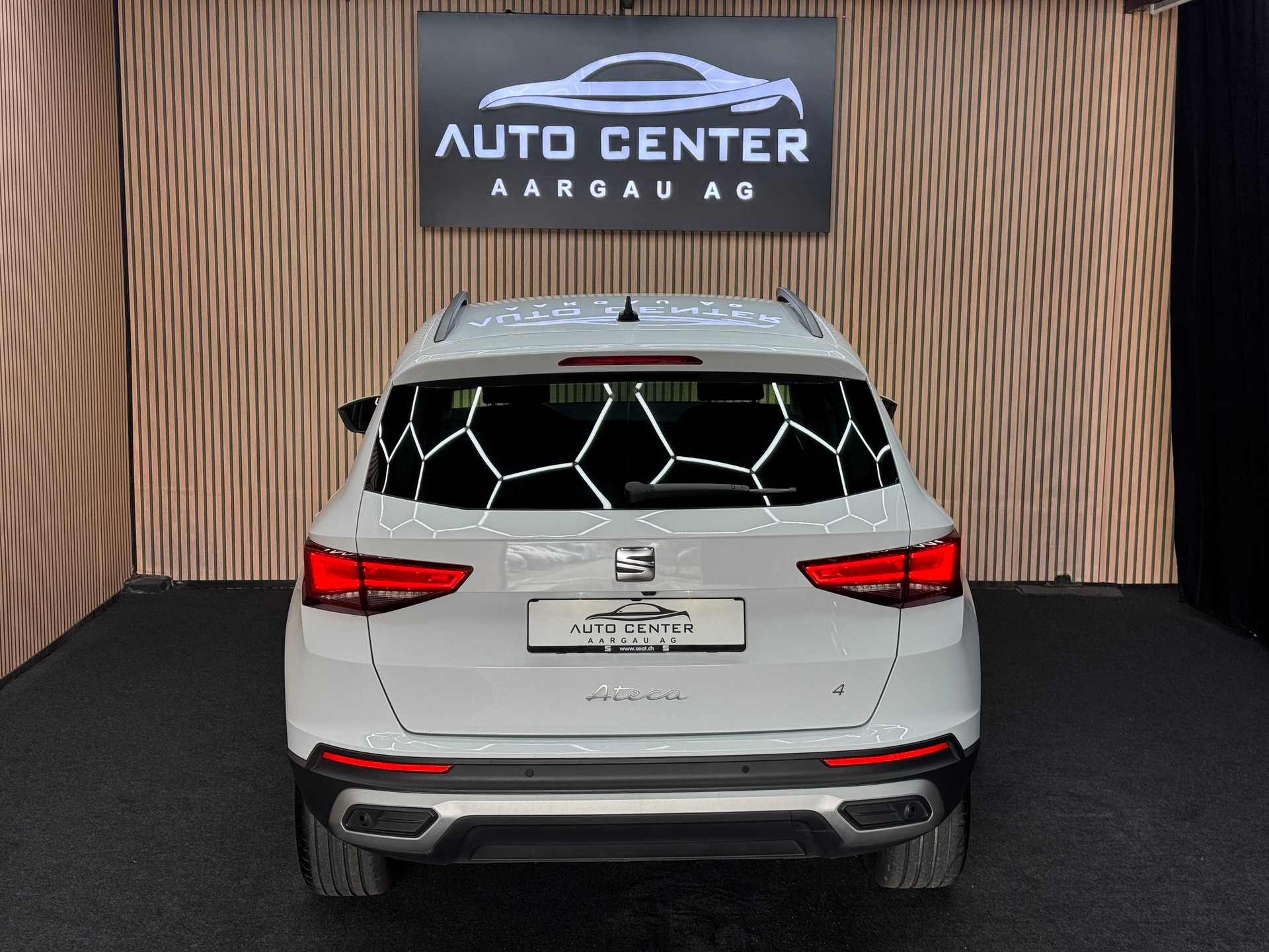 SEAT Ateca 2.0 TDI Style 4Drive DSG *ab CHF 239.-/ Monat*-showroom-element-3