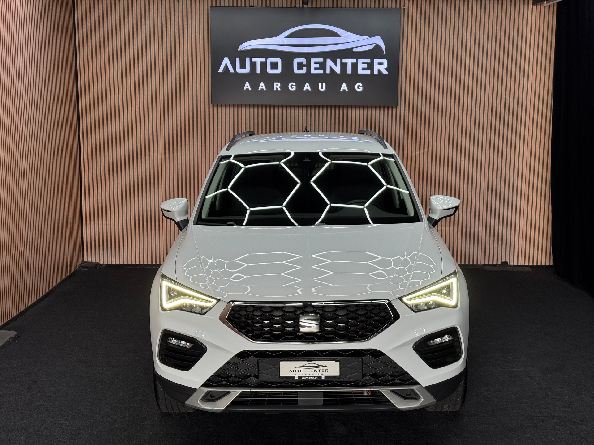 SEAT Ateca 2.0 TDI Style 4Drive DSG *ab CHF 239.-/ Monat*-showroom-element-1