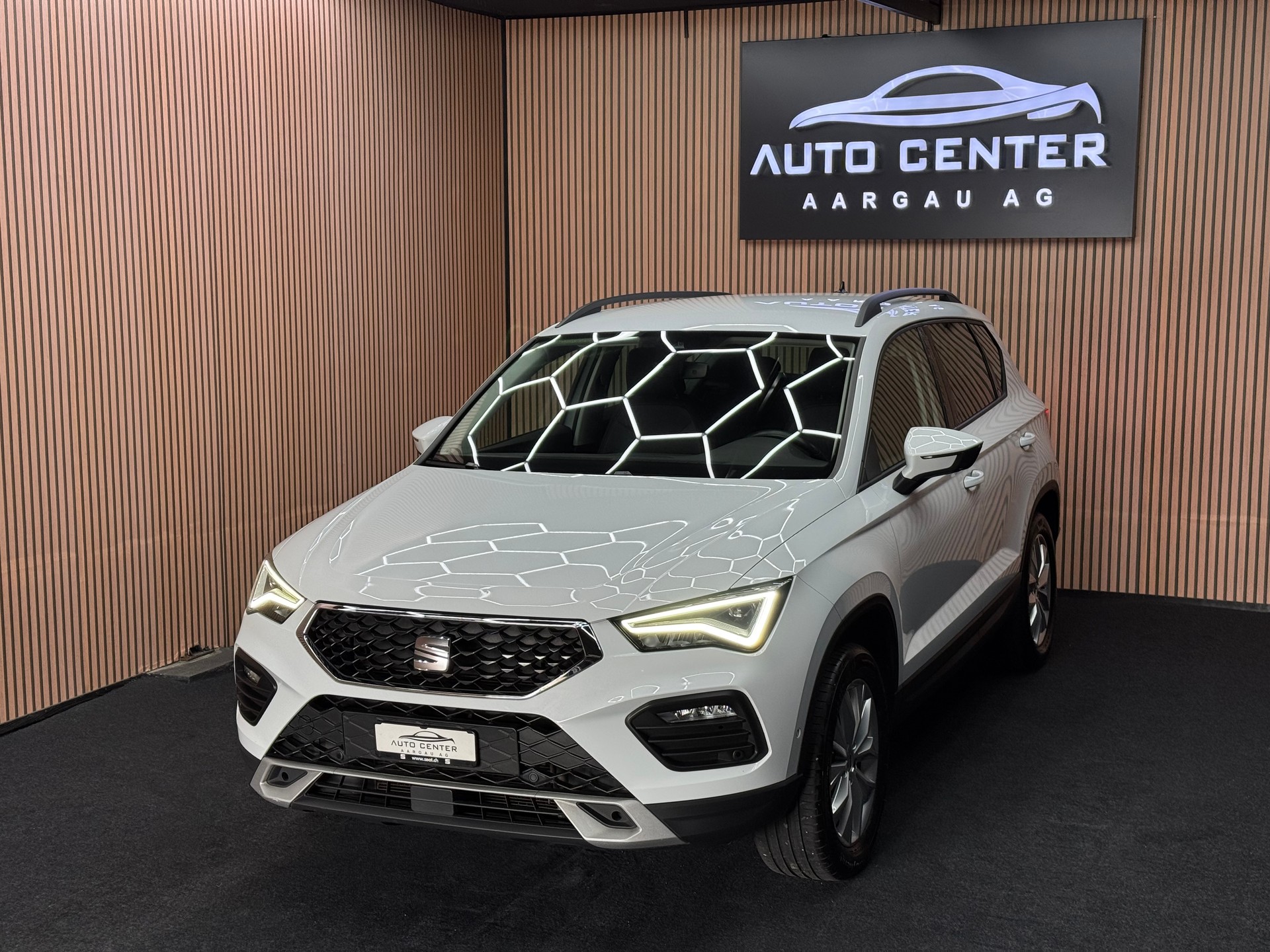 SEAT Ateca 2.0 TDI Style 4Drive DSG *ab CHF 239.-/ Monat*-showroom-element-2