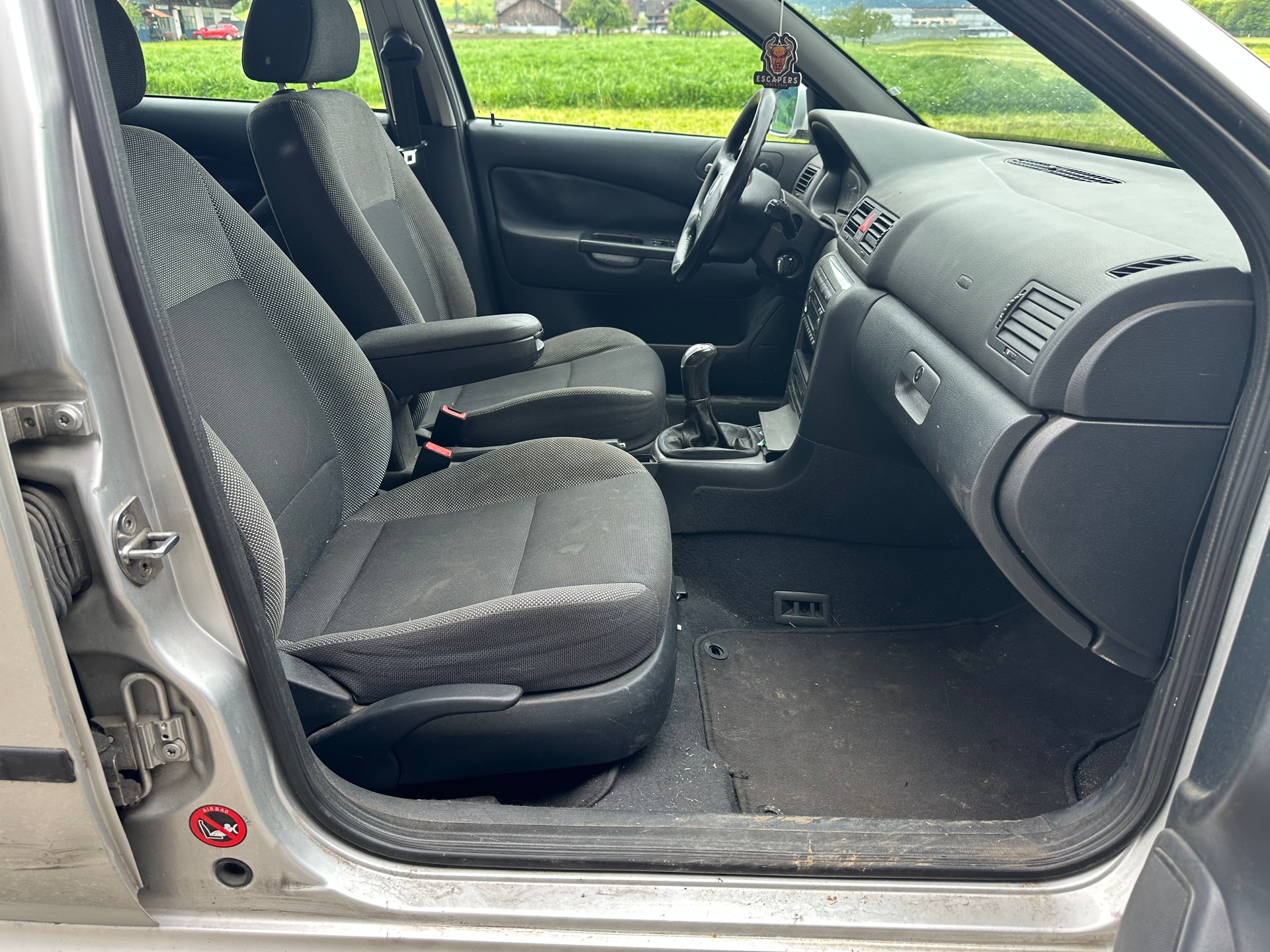 SKODA Octavia 1.9 TDI Elegance 4x4-image-9