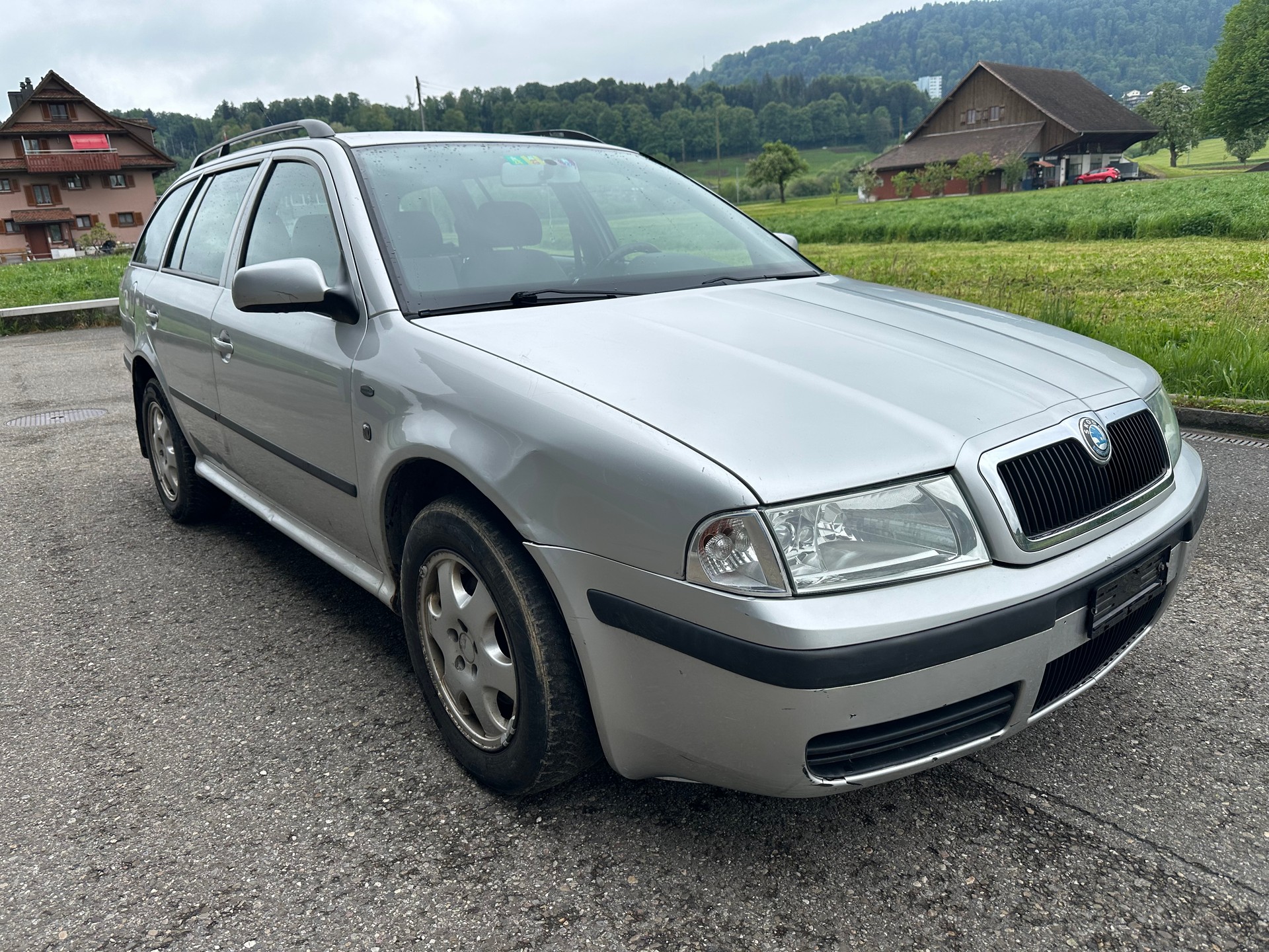 SKODA Octavia 1.9 TDI Elegance 4x4-image-2