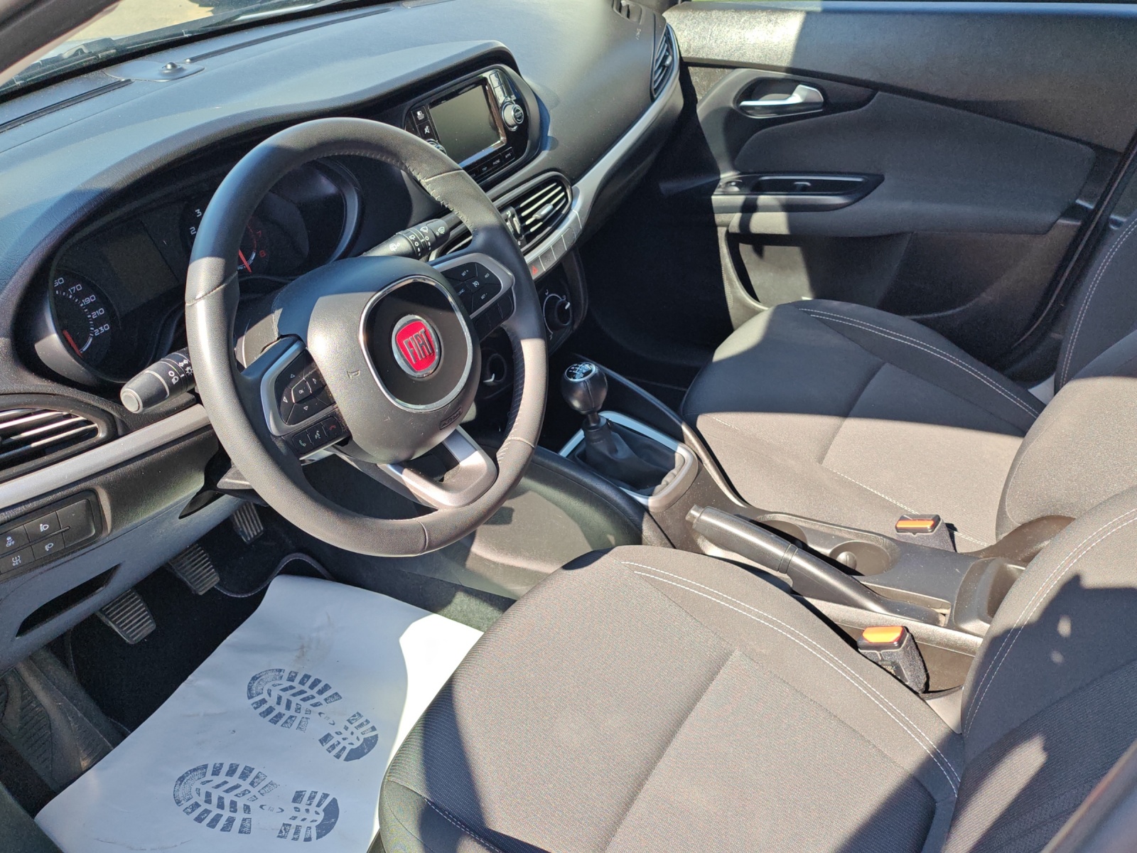 FIAT Tipo 1.4T Pop [Expertise du jour + Garantie 12 mois + Service & Immat. Offerts]-image-13