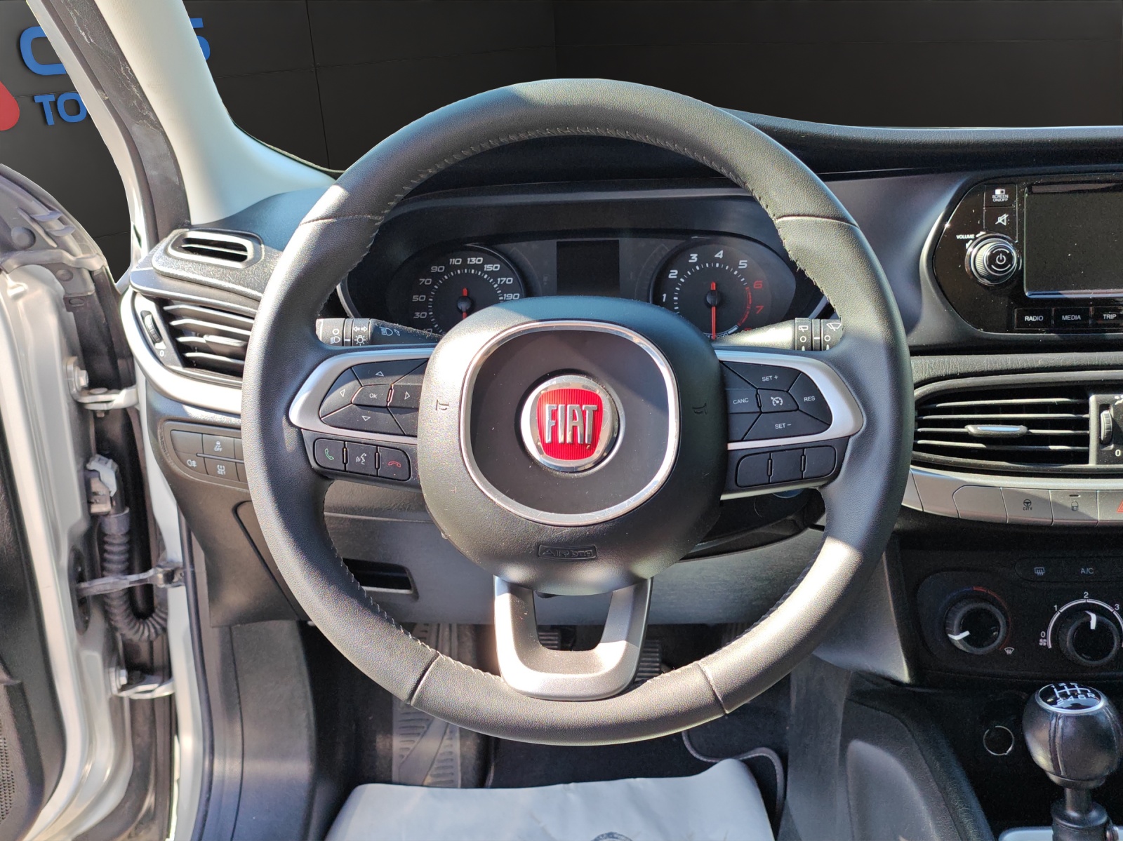 FIAT Tipo 1.4T Pop [Expertise du jour + Garantie 12 mois + Service & Immat. Offerts]-image-10