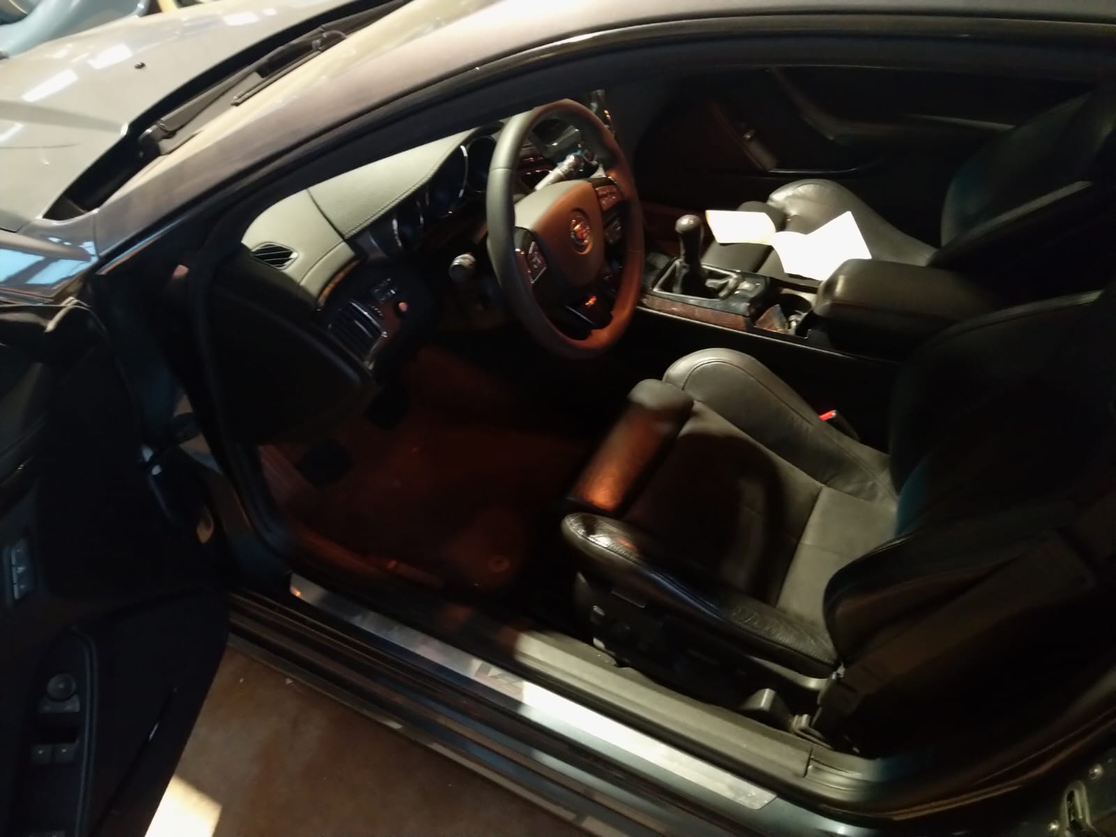 CADILLAC V Coupe Corvette Motor-showroom-element-3