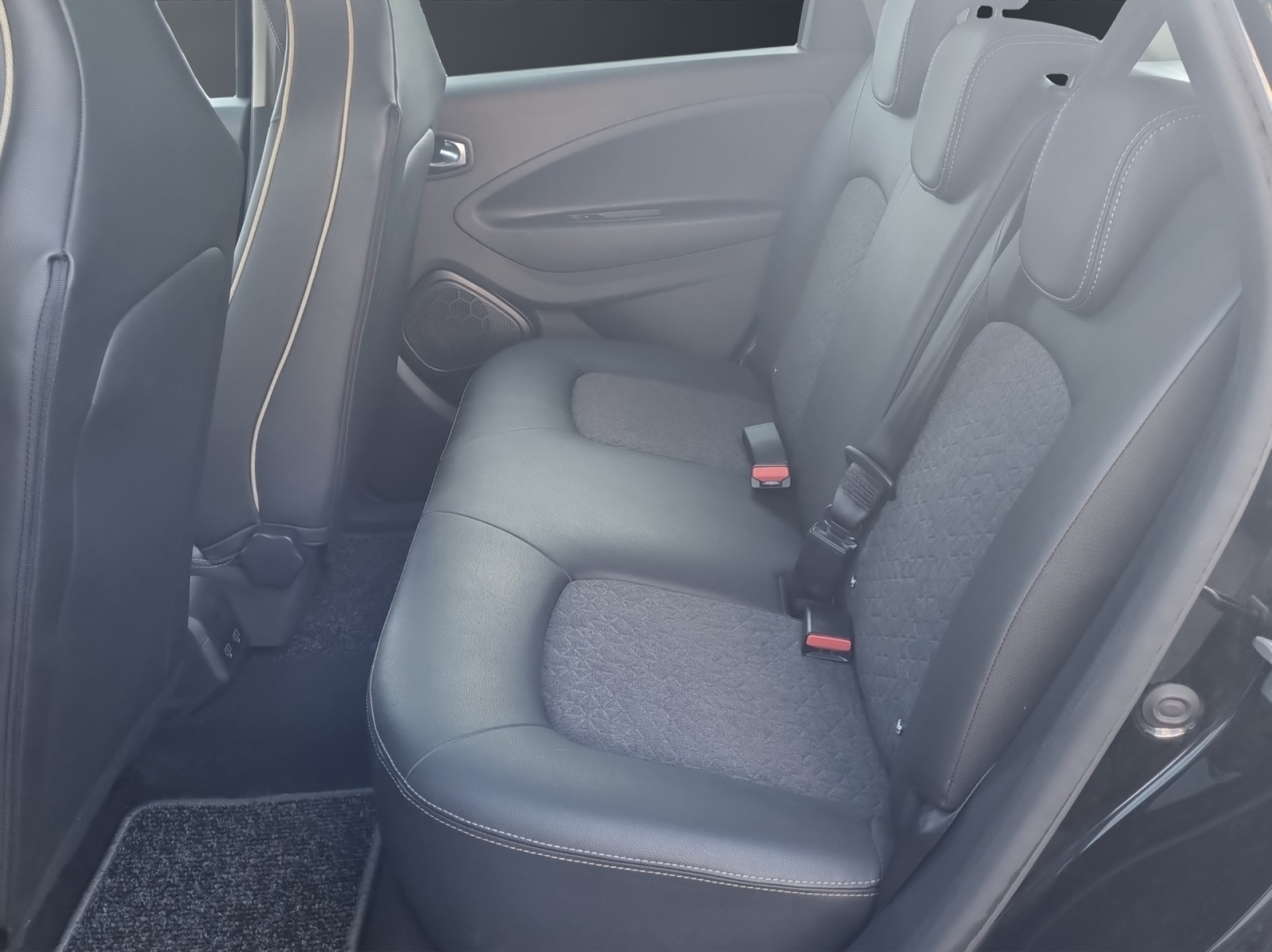 RENAULT Zoe FP R135 iconic inkl. Batterie-image-9