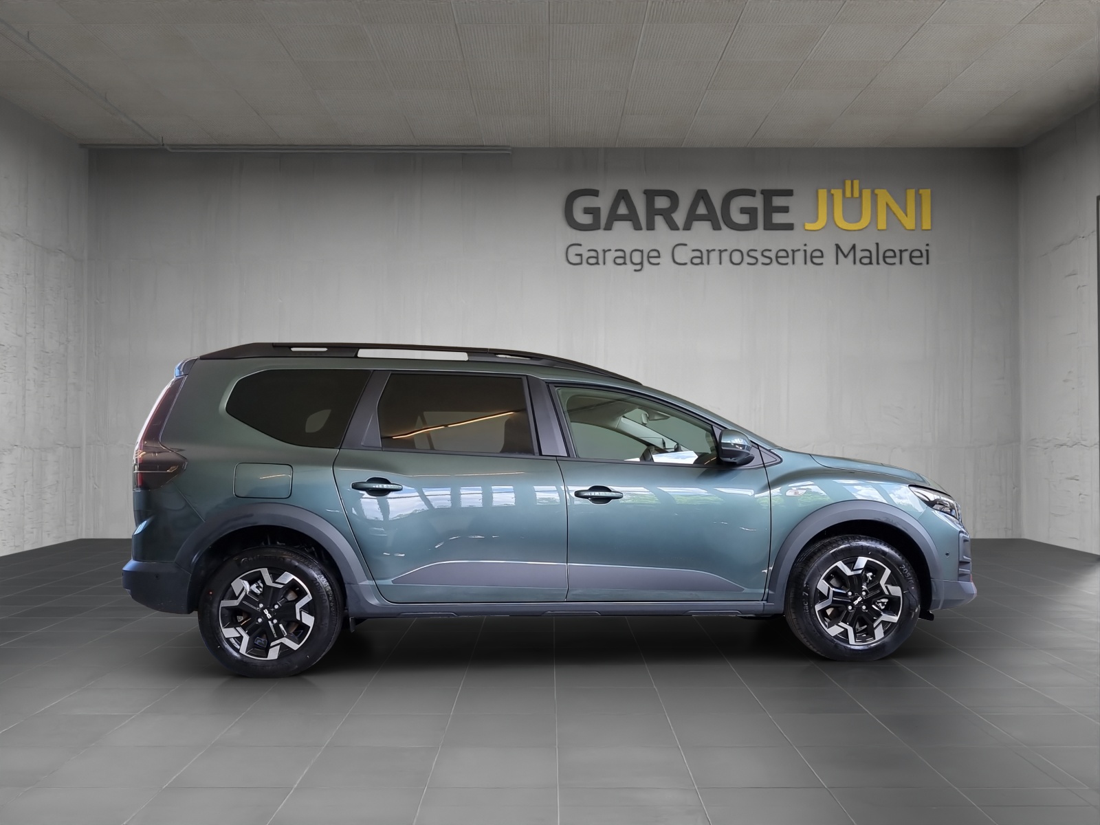 DACIA Jogger 1.8 Hybrid Journey-image-1