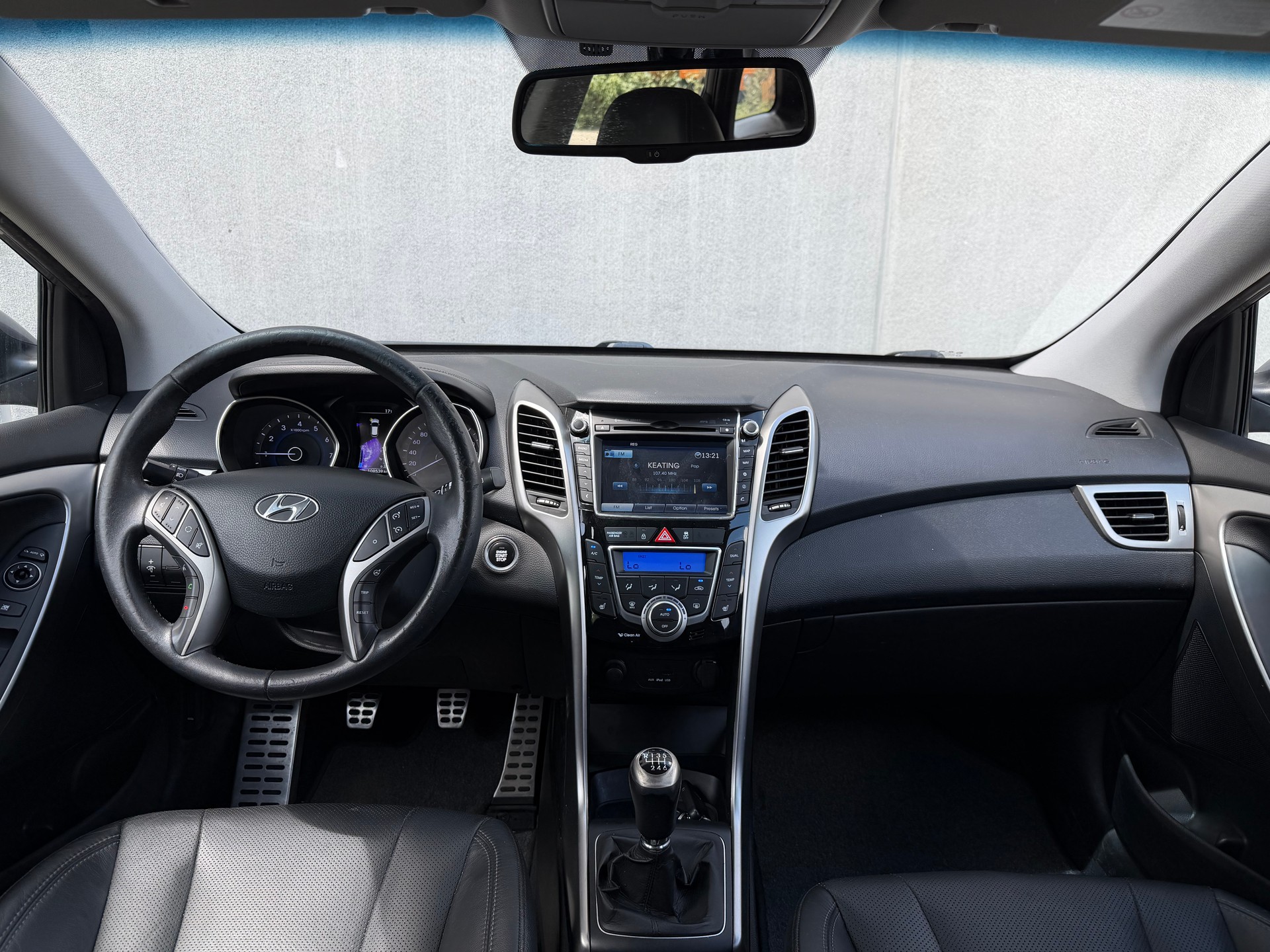 HYUNDAI i30 Wagon 1.6 GDI Premium-image-5