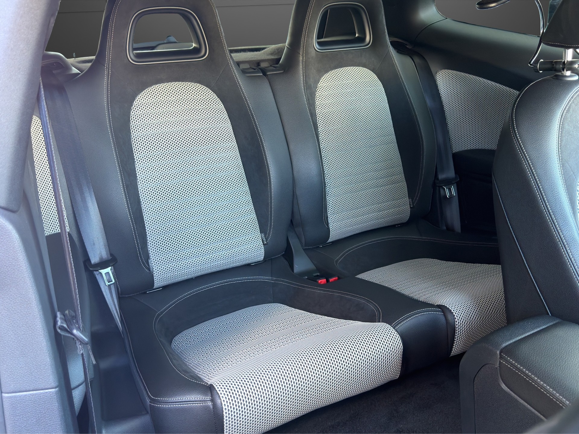 VW Scirocco 2.0 TSI-image-7