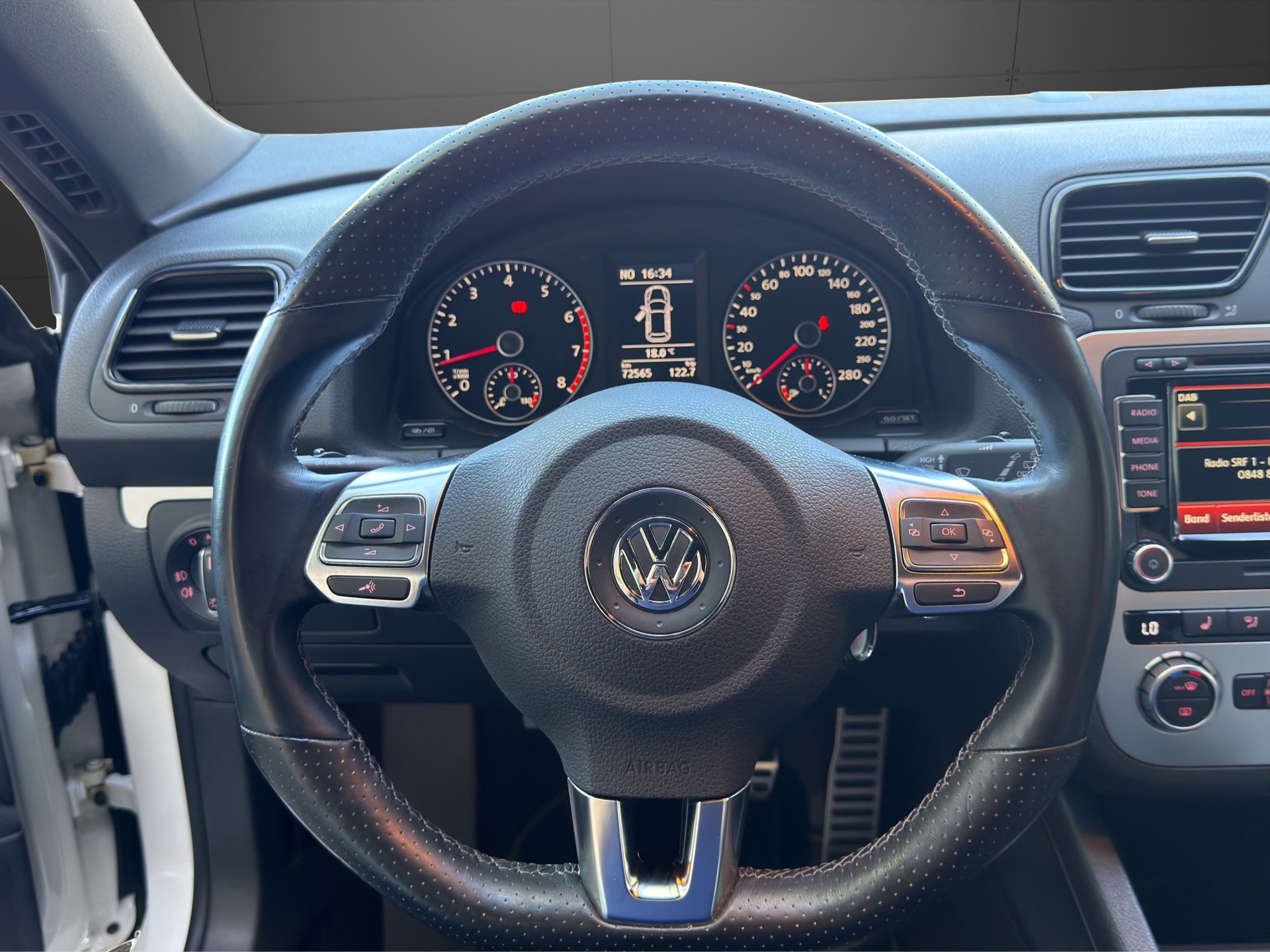 VW Scirocco 2.0 TSI-image-8