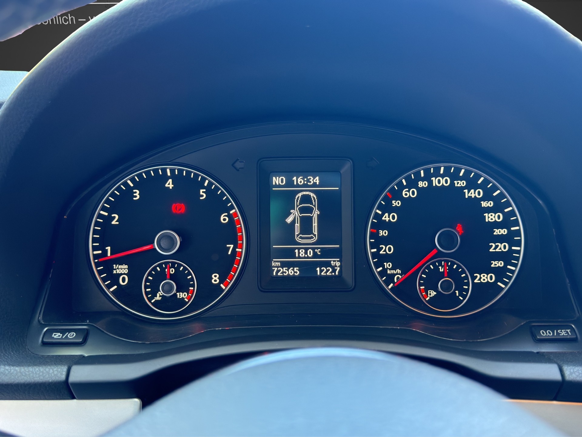 VW Scirocco 2.0 TSI-image-11