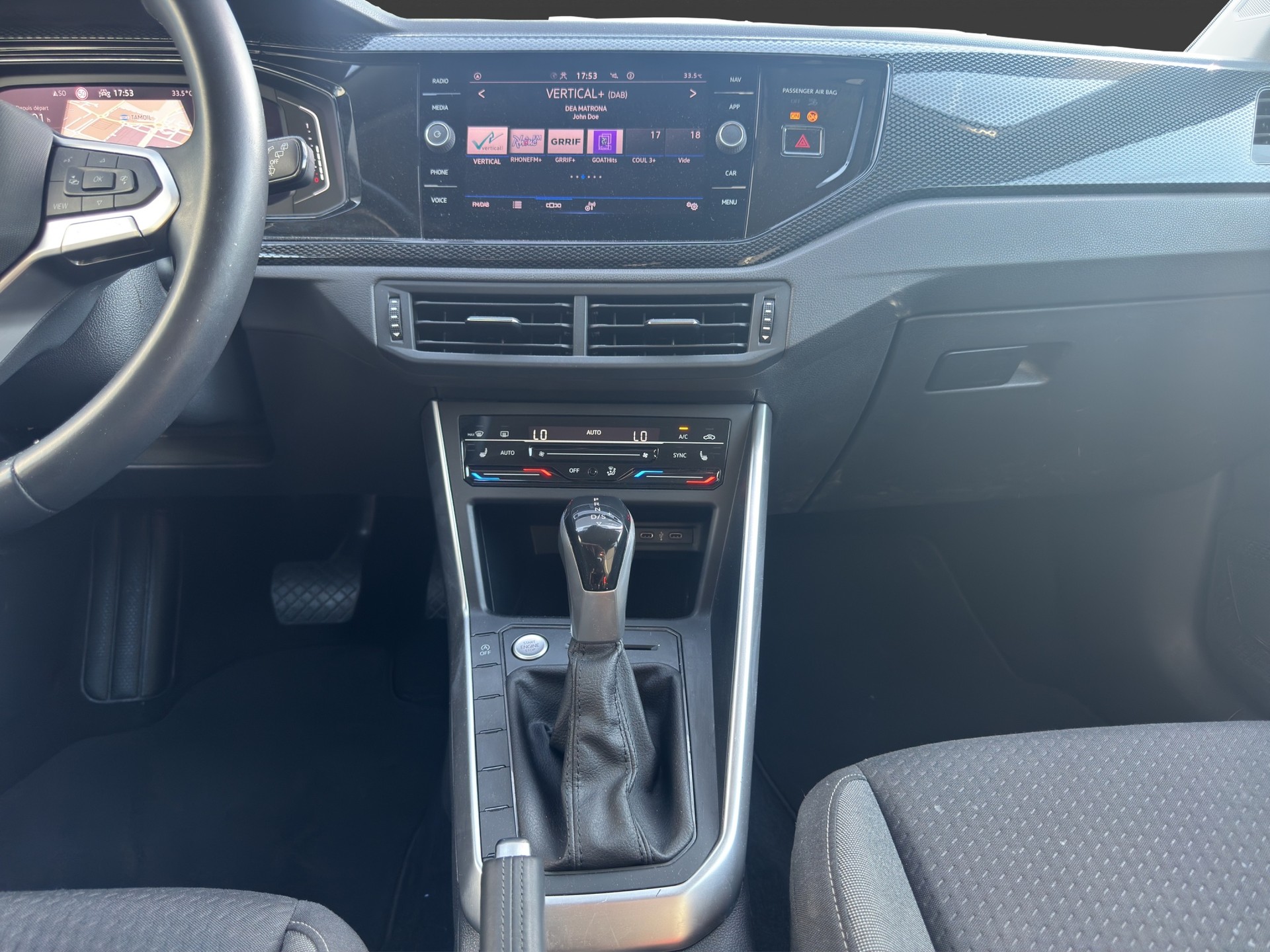 VW Taigo 1.0 TSI Life DSG-image-11