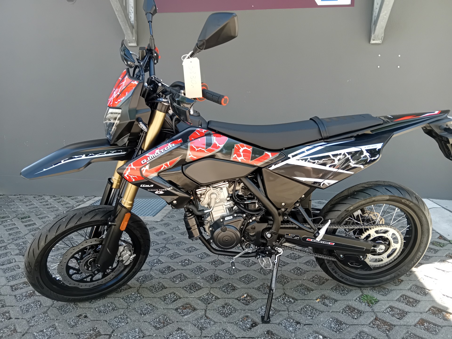 QJ COV 125-image-1