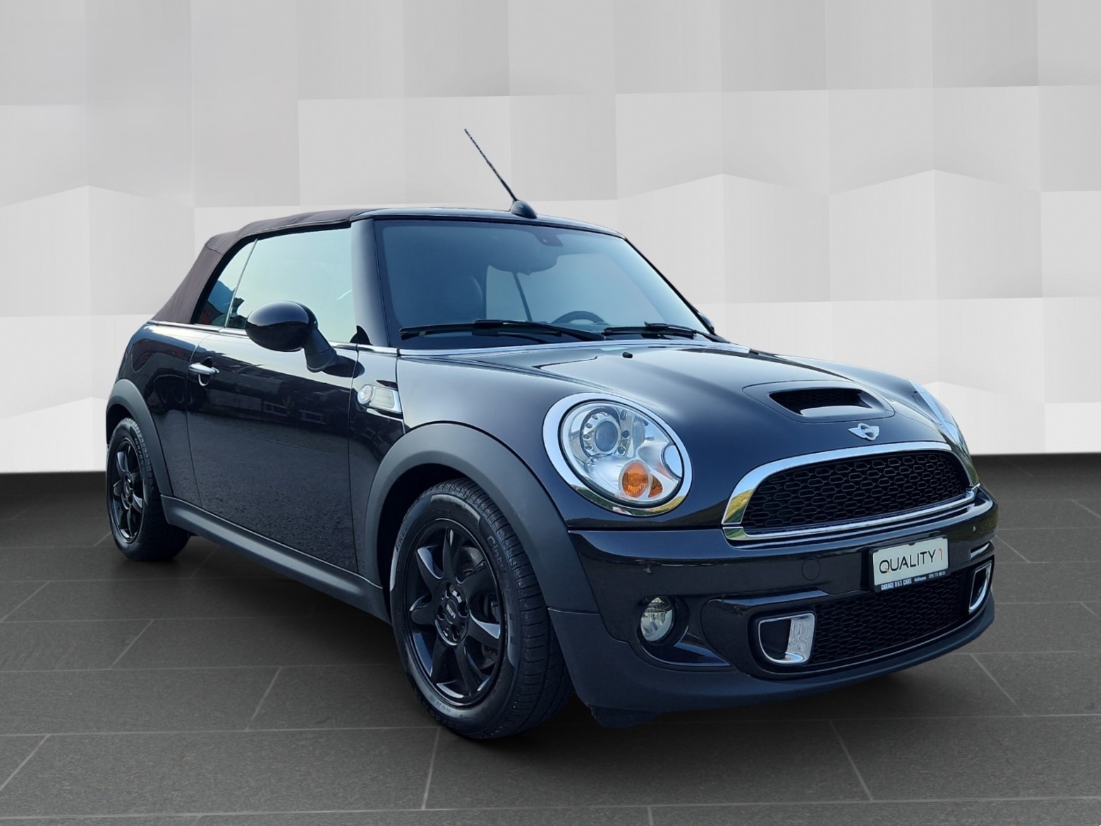 MINI Cooper S Cabriolet Steptronic-image-2
