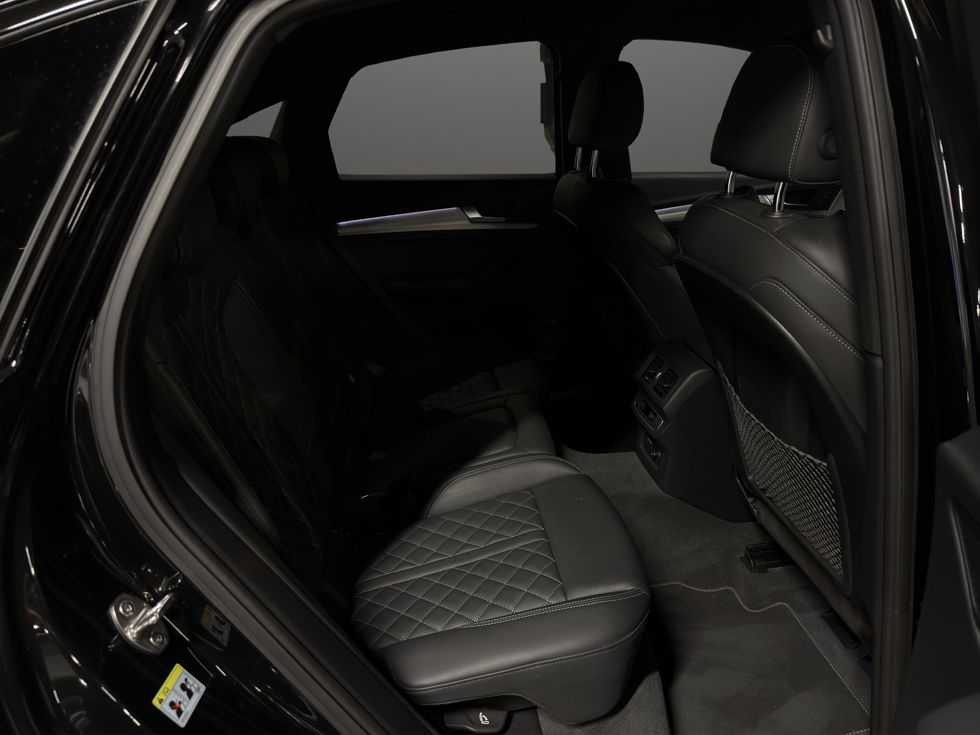 AUDI Q5 Sportback 55 TFSI e PHEV S line quattro S-tronic-image-9