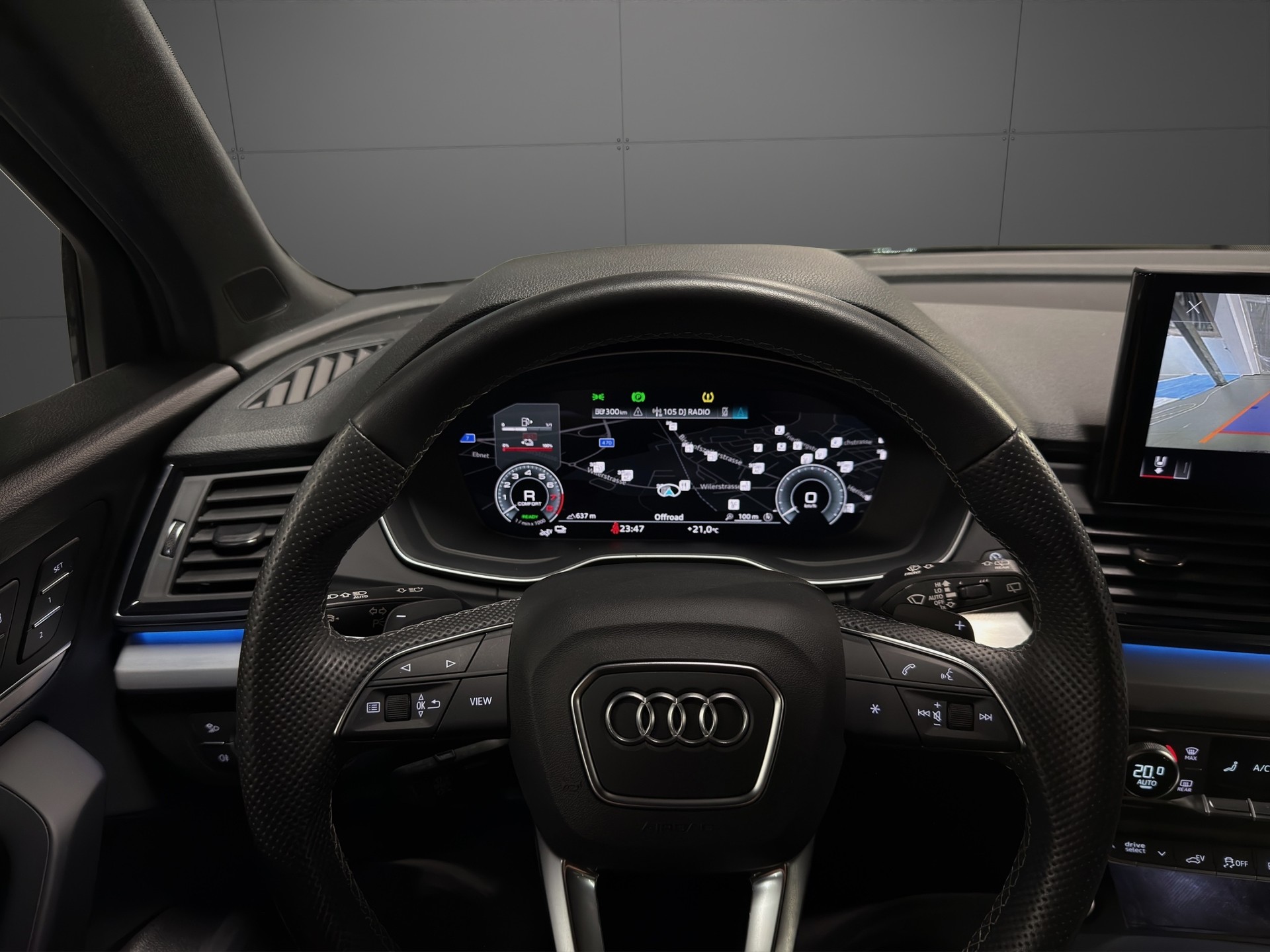 AUDI Q5 Sportback 55 TFSI e PHEV S line quattro S-tronic-image-14