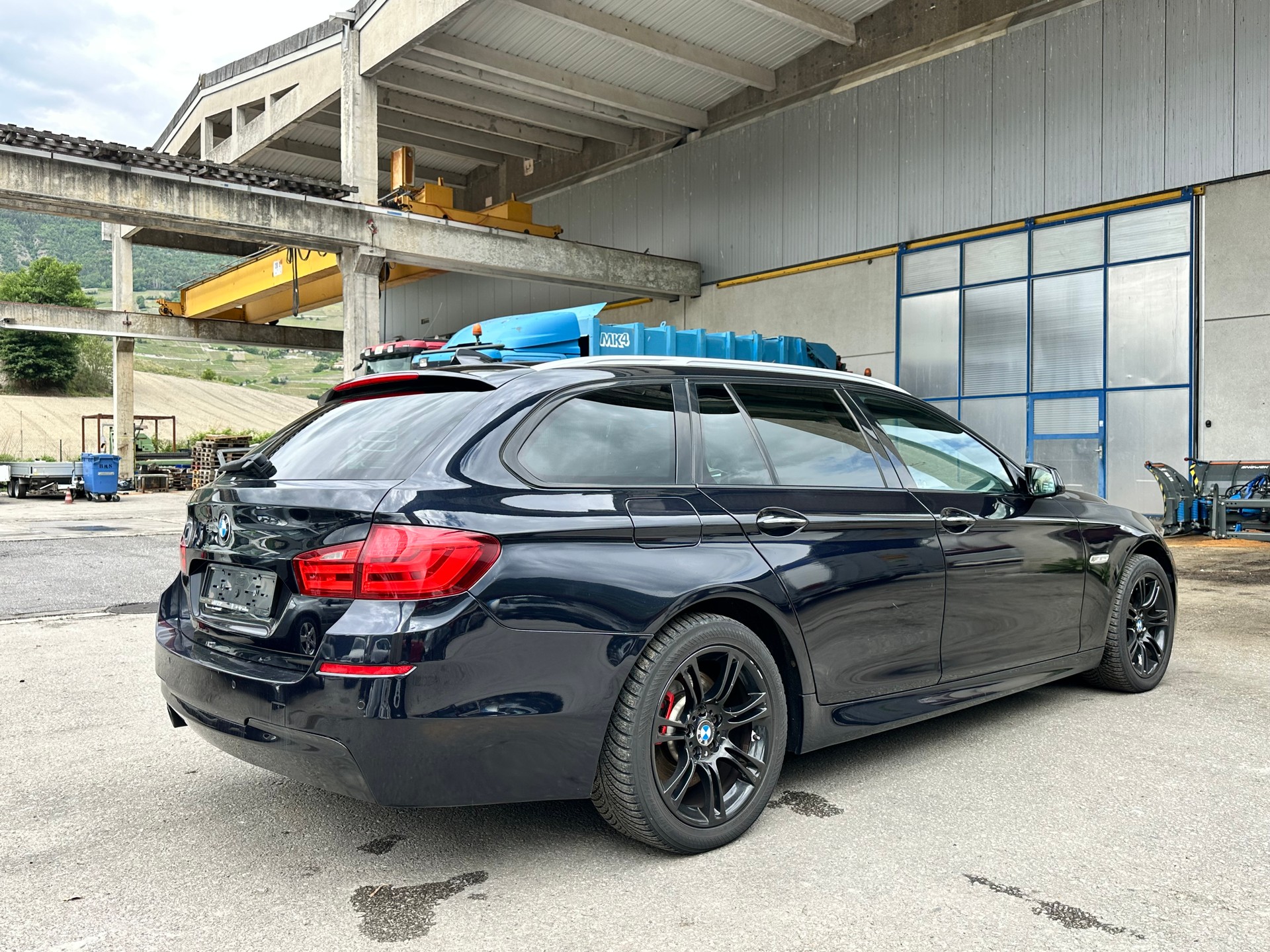BMW 530d xDrive Touring Steptronic-image-3