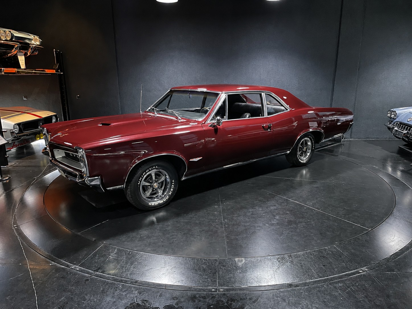 PONTIAC GTO 242