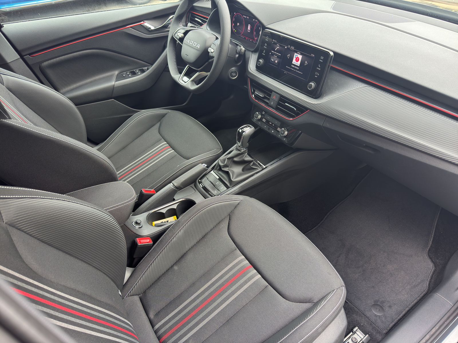 SKODA Kamiq 1.5 TSI Monte Carlo DSG-image-8