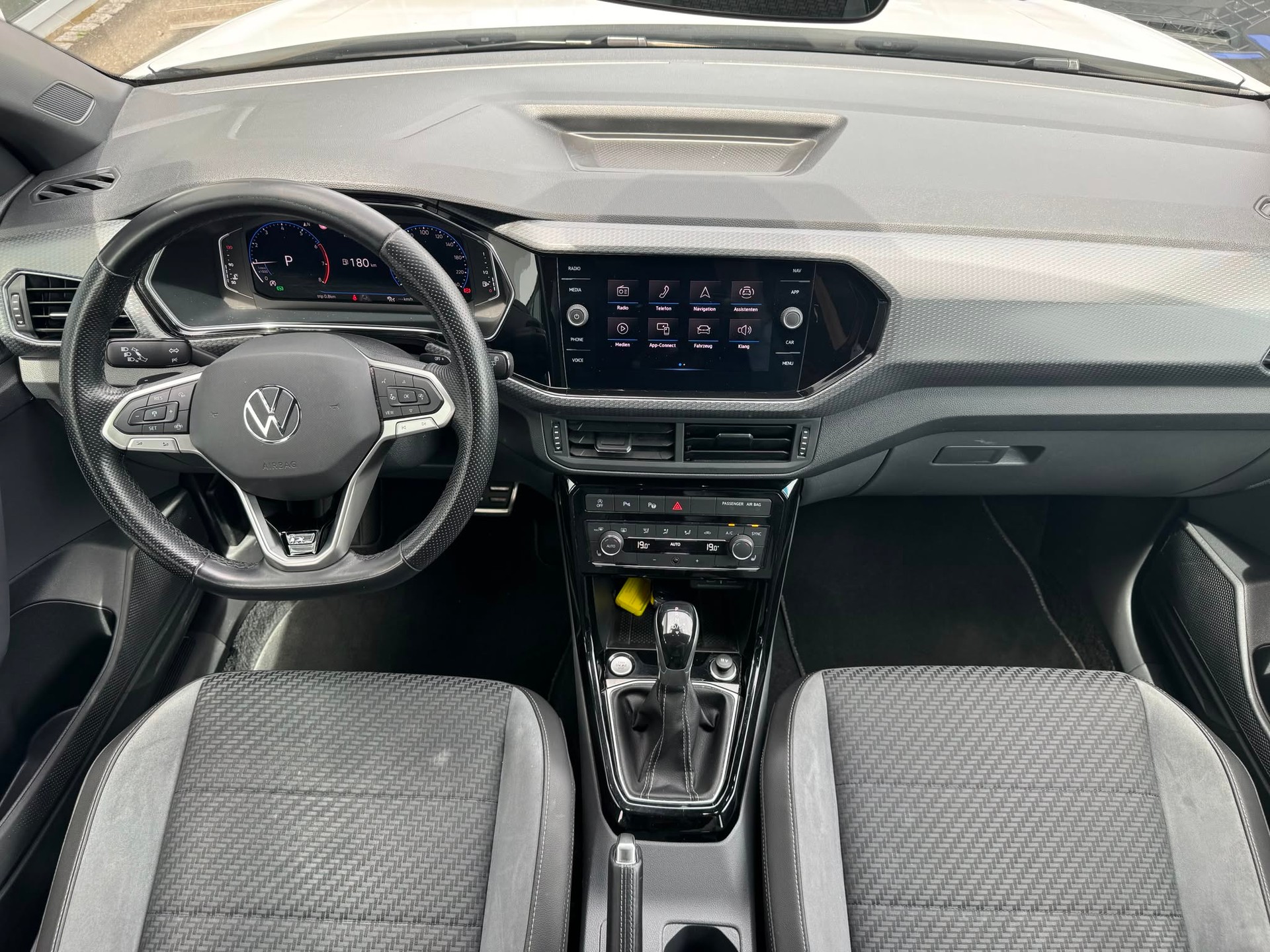 VW T-Cross 1.0 TSI Style DSG-image-6