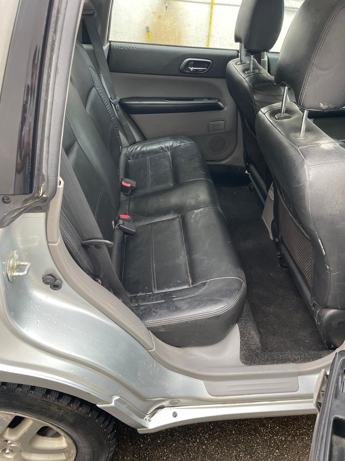 SUBARU Forester 2.0XT Automatic-image-10