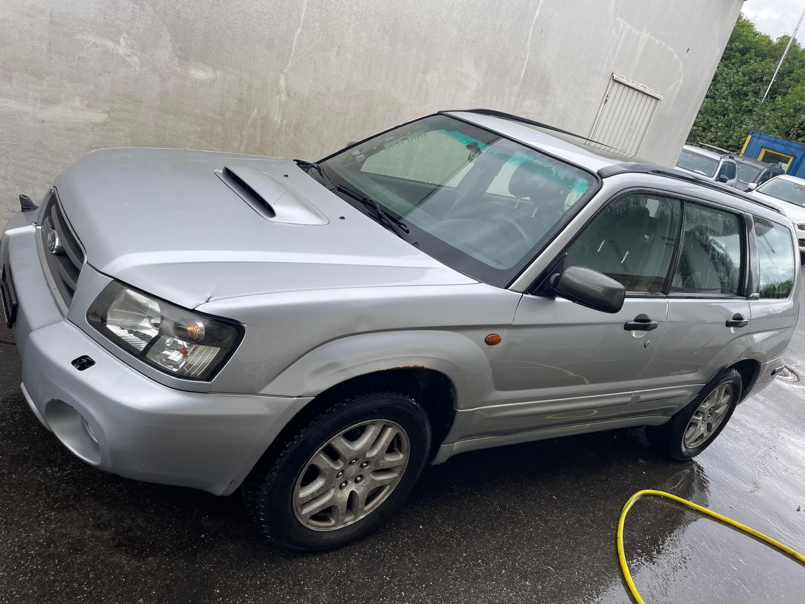 SUBARU Forester 2.0XT Automatic-image-3