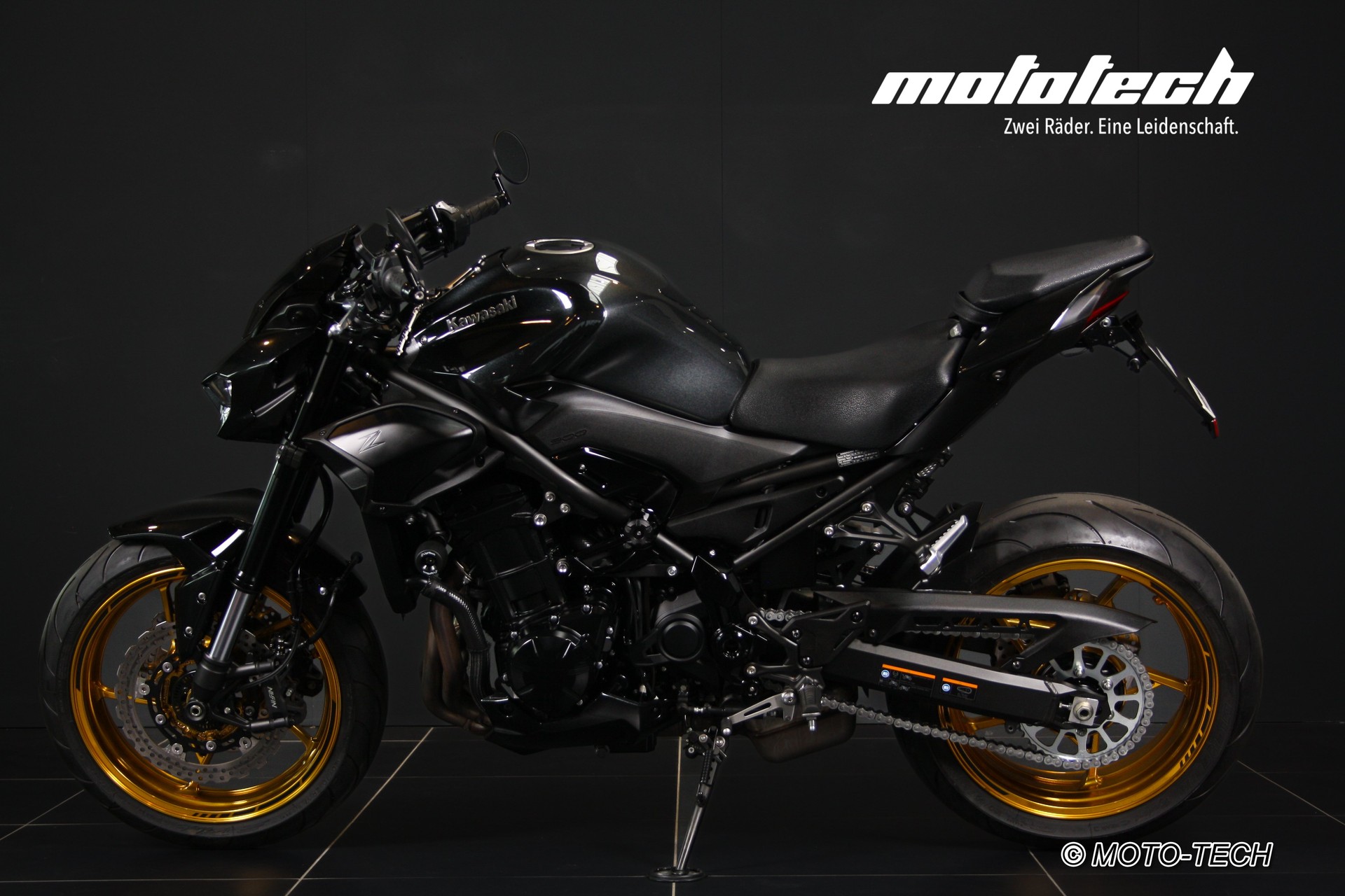 KAWASAKI Z 900 (35kW) STAGE 1 GOLDEN WHEELS-image-4