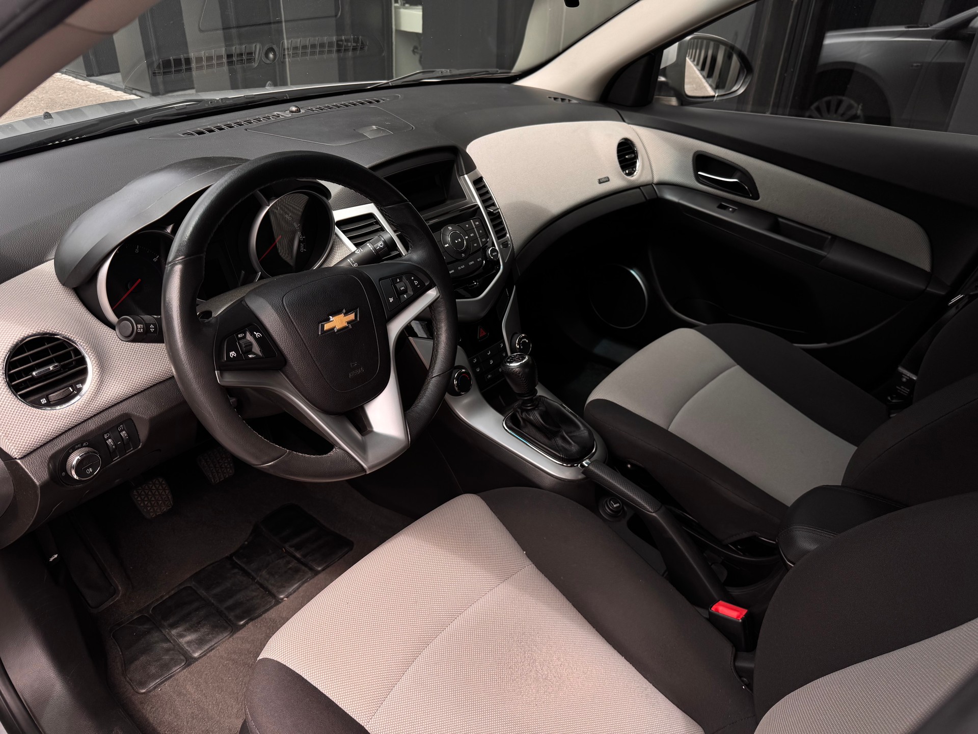 CHEVROLET Cruze 1.6-image-12