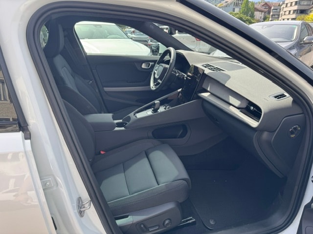 POLESTAR 2 Long Range Single Motor-image-13