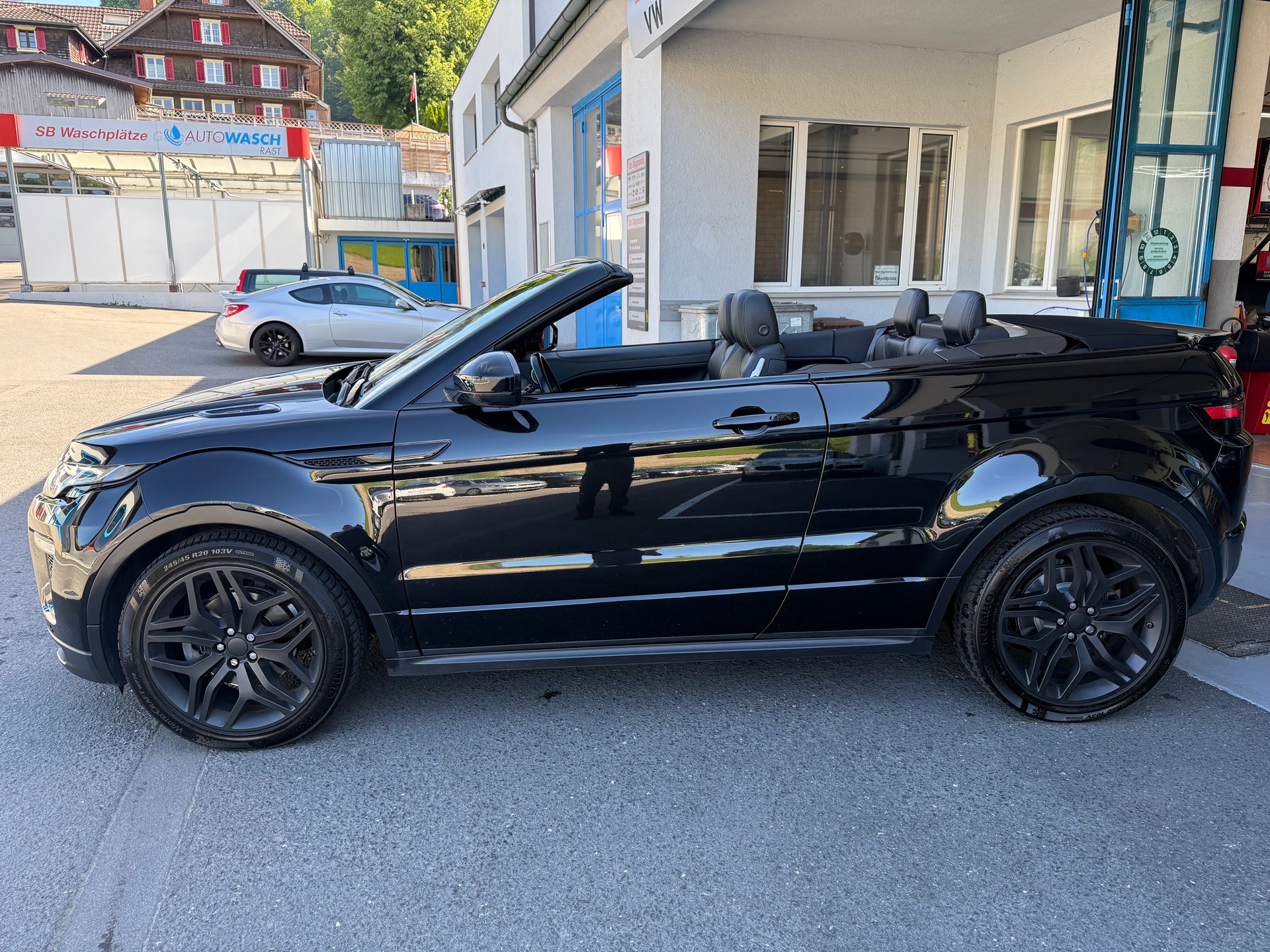 LAND ROVER Range Rover Evoque Convert. 2.0Si4 HSE Dynamic AT9-image-5