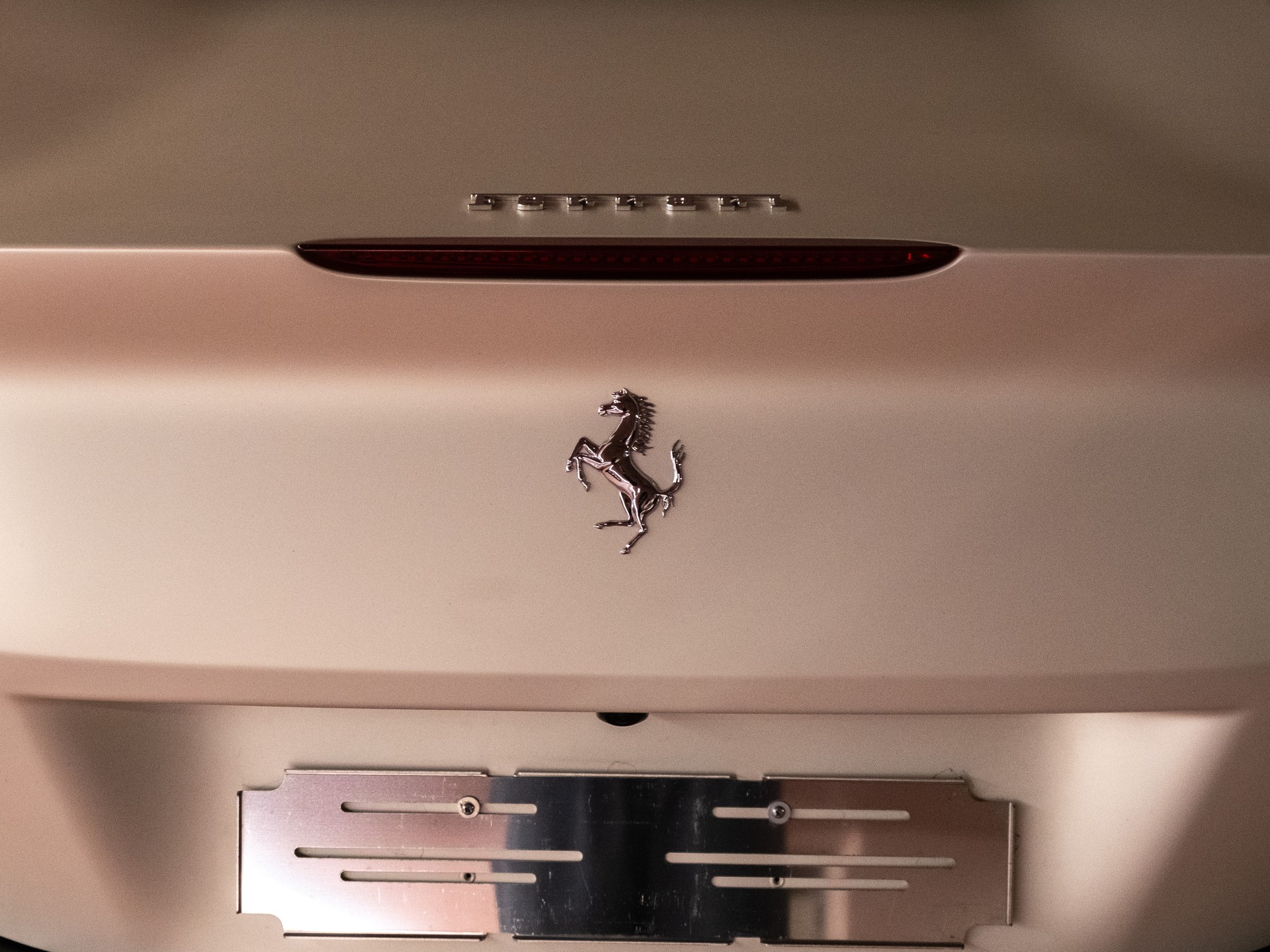 FERRARI PORTOFINO-image-5
