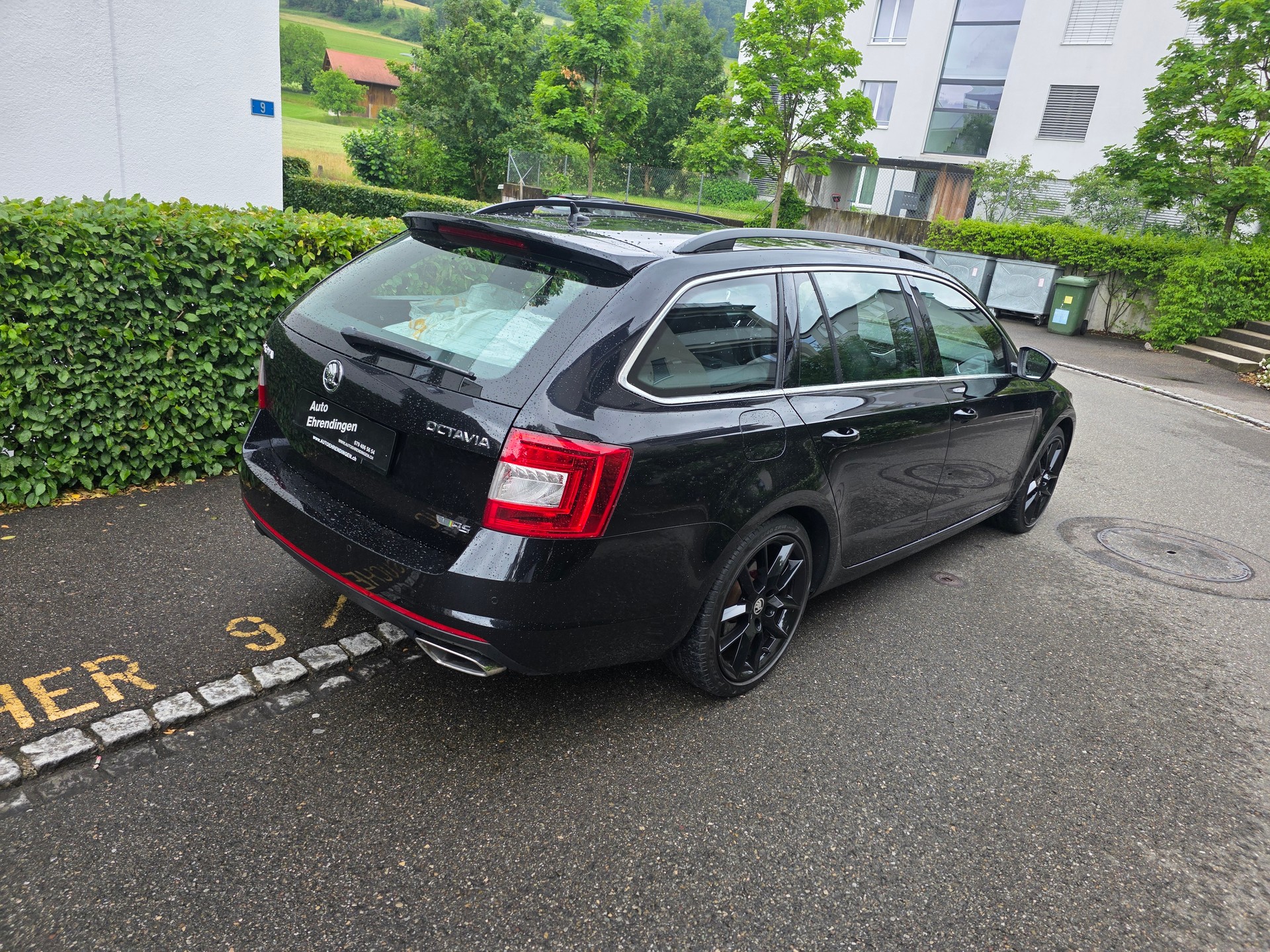 SKODA Octavia Combi 2.0 TDI RS DSG-image-4