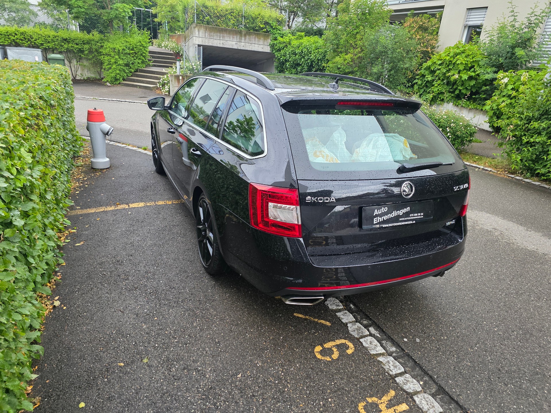 SKODA Octavia Combi 2.0 TDI RS DSG-image-6