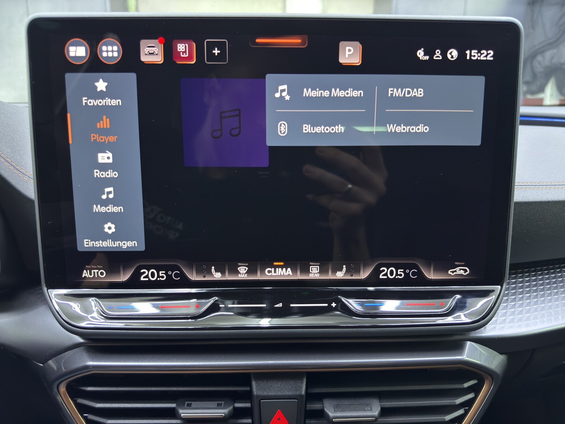 CUPRA Formentor 1.5 TSI DSG-image-17