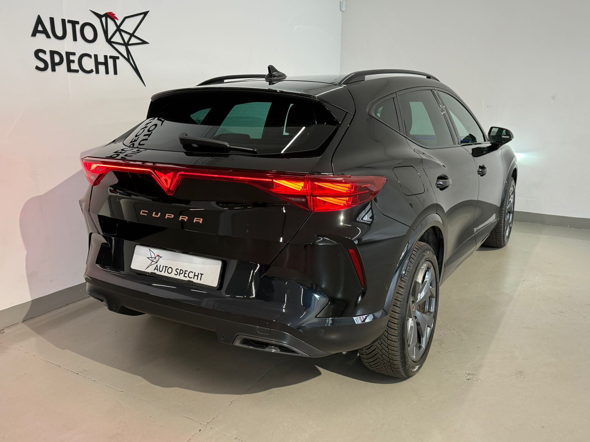 CUPRA Formentor 1.5 TSI DSG-image-4