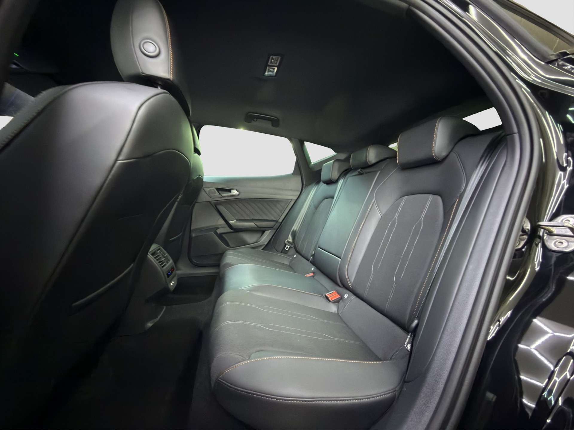 CUPRA Formentor 1.5 TSI DSG-image-13