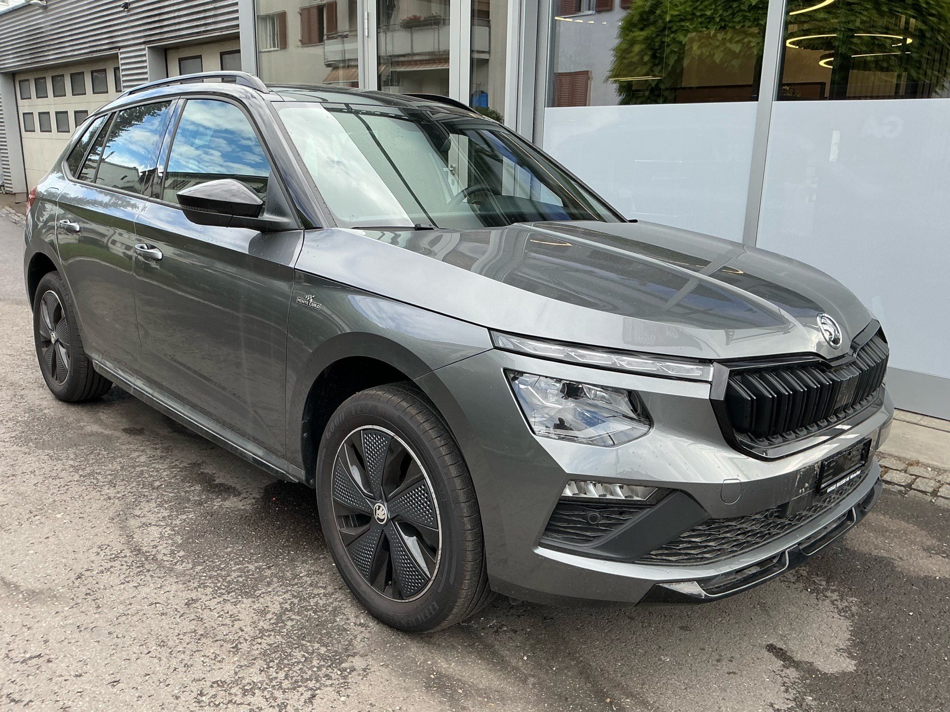 SKODA Kamiq Monte Carlo *** 5 JAHRE SKODA WERKSGARANTIE ***-showroom-element-2