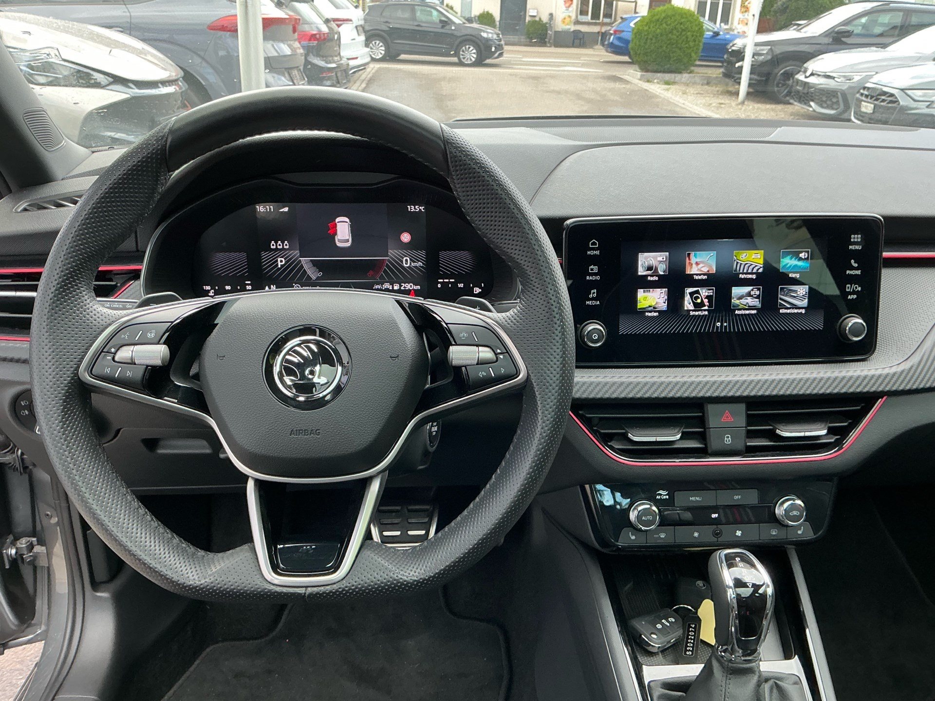 SKODA Kamiq Monte Carlo *** 5 JAHRE SKODA WERKSGARANTIE ***-image-9
