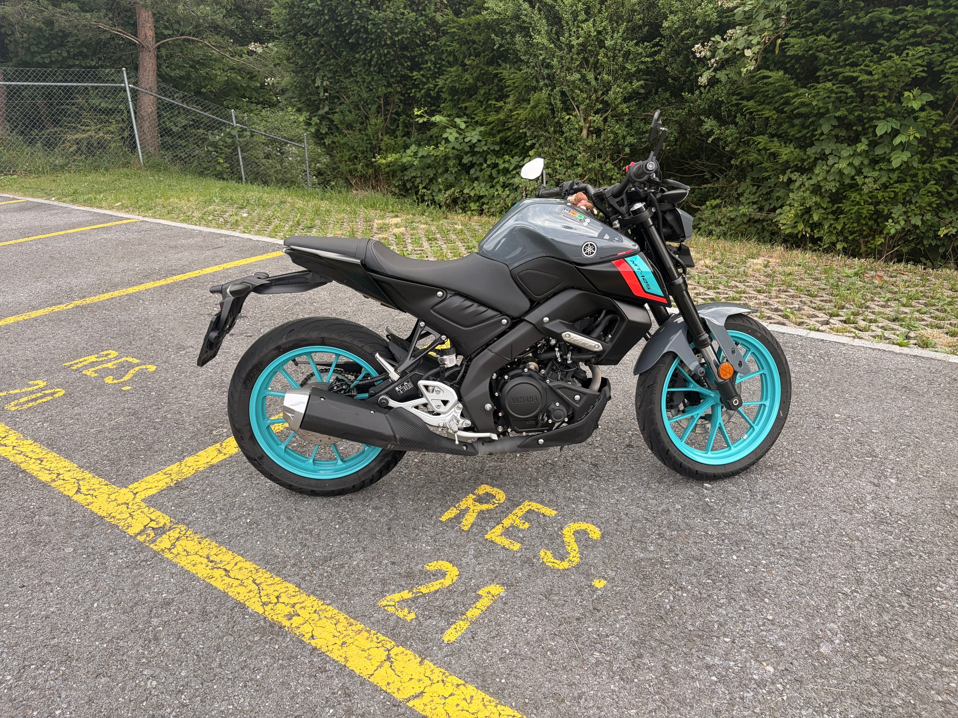 YAMAHA Yamaha MT-125 A Tiefergelegt-image-1