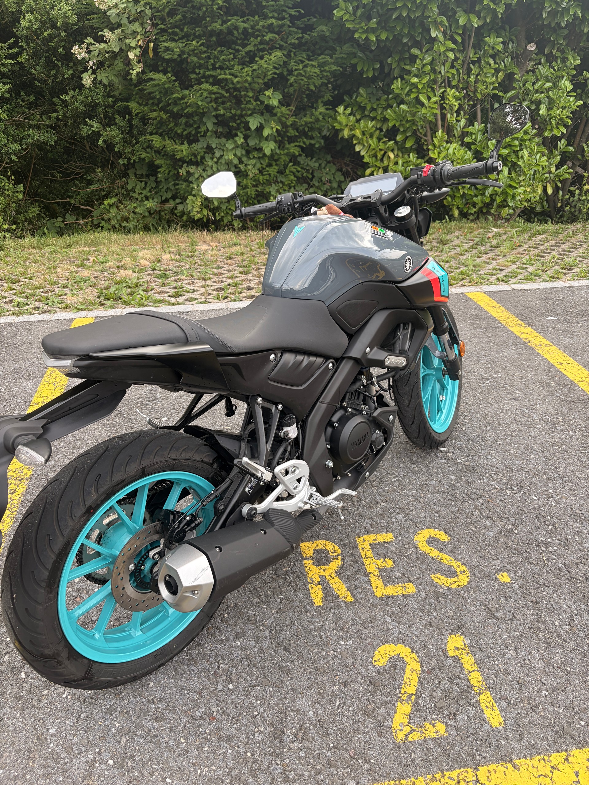 YAMAHA Yamaha MT-125 A Tiefergelegt-image-2
