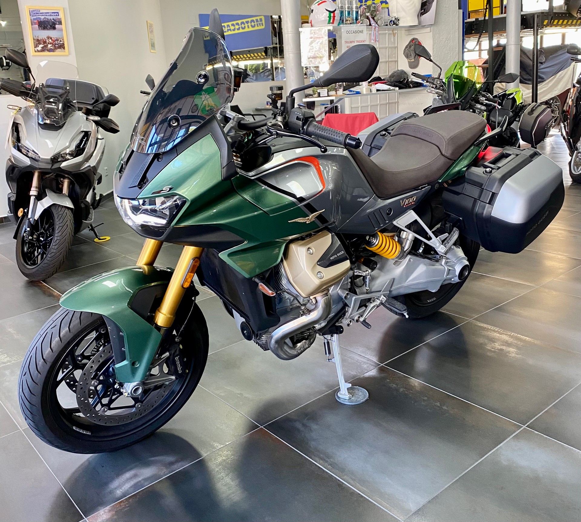 MOTO GUZZI V100 Mandello S-image-2