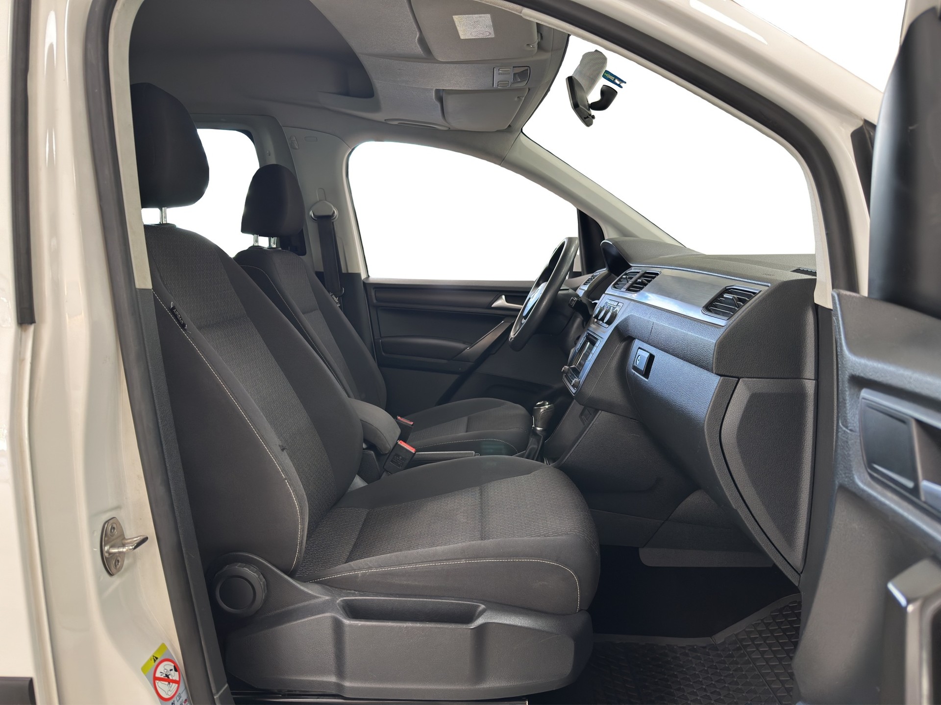 VW Caddy Maxi 1.4 TSI Family-image-7