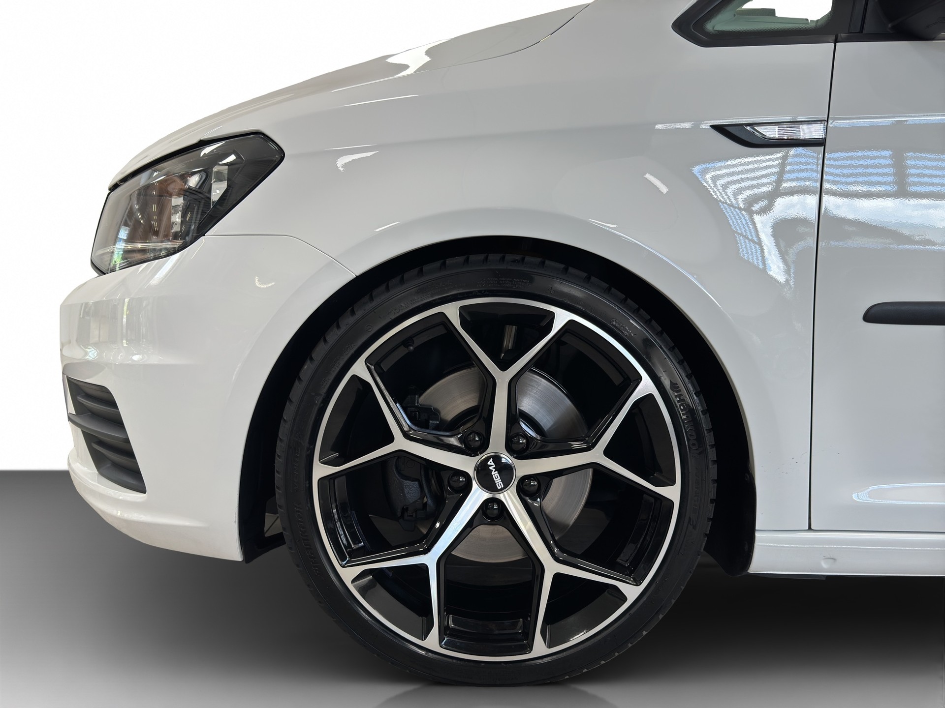 VW Caddy Maxi 1.4 TSI Family-showroom-element-3