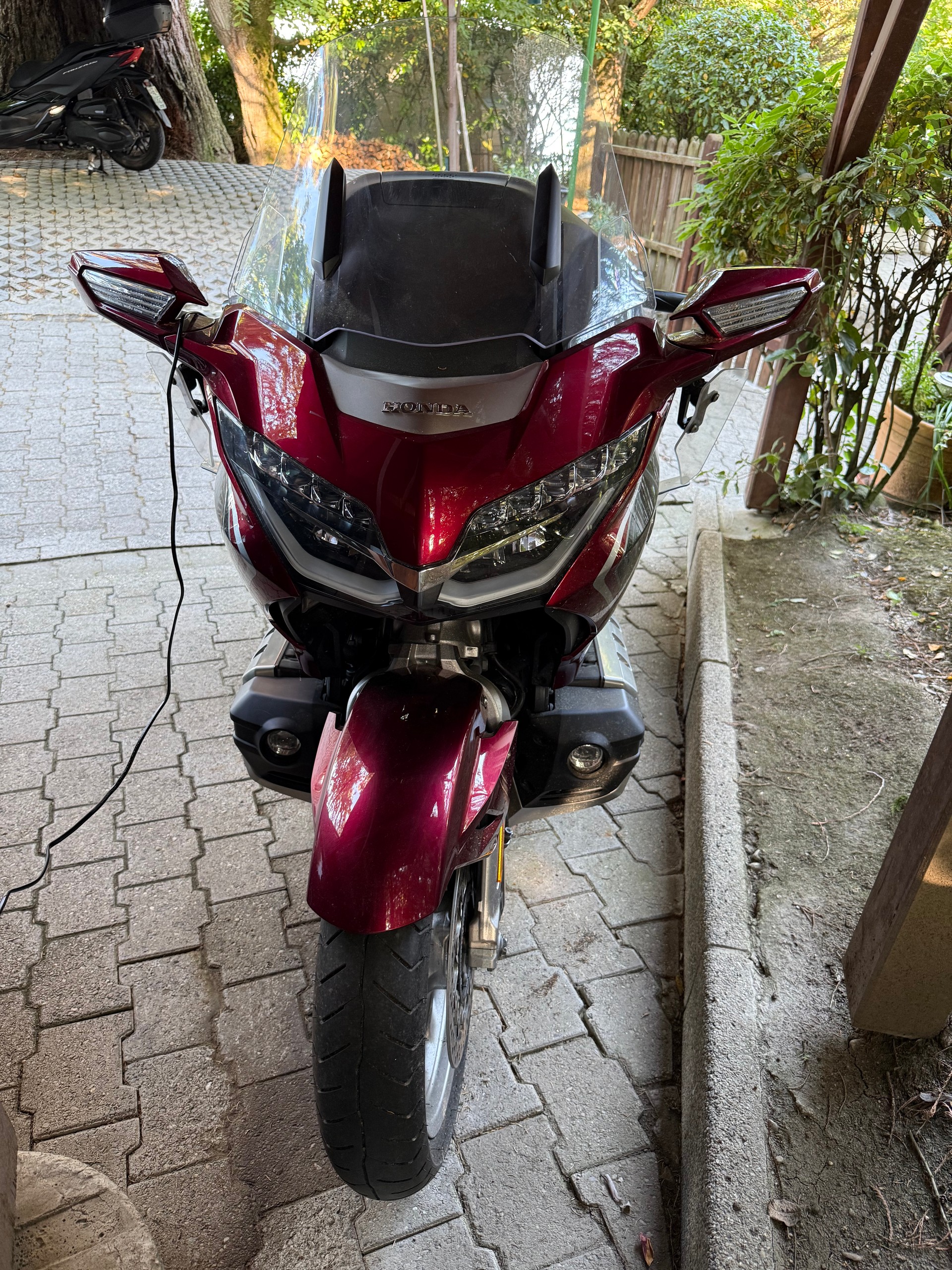 HONDA GL 1800 DA DCT Goldwing-image-2