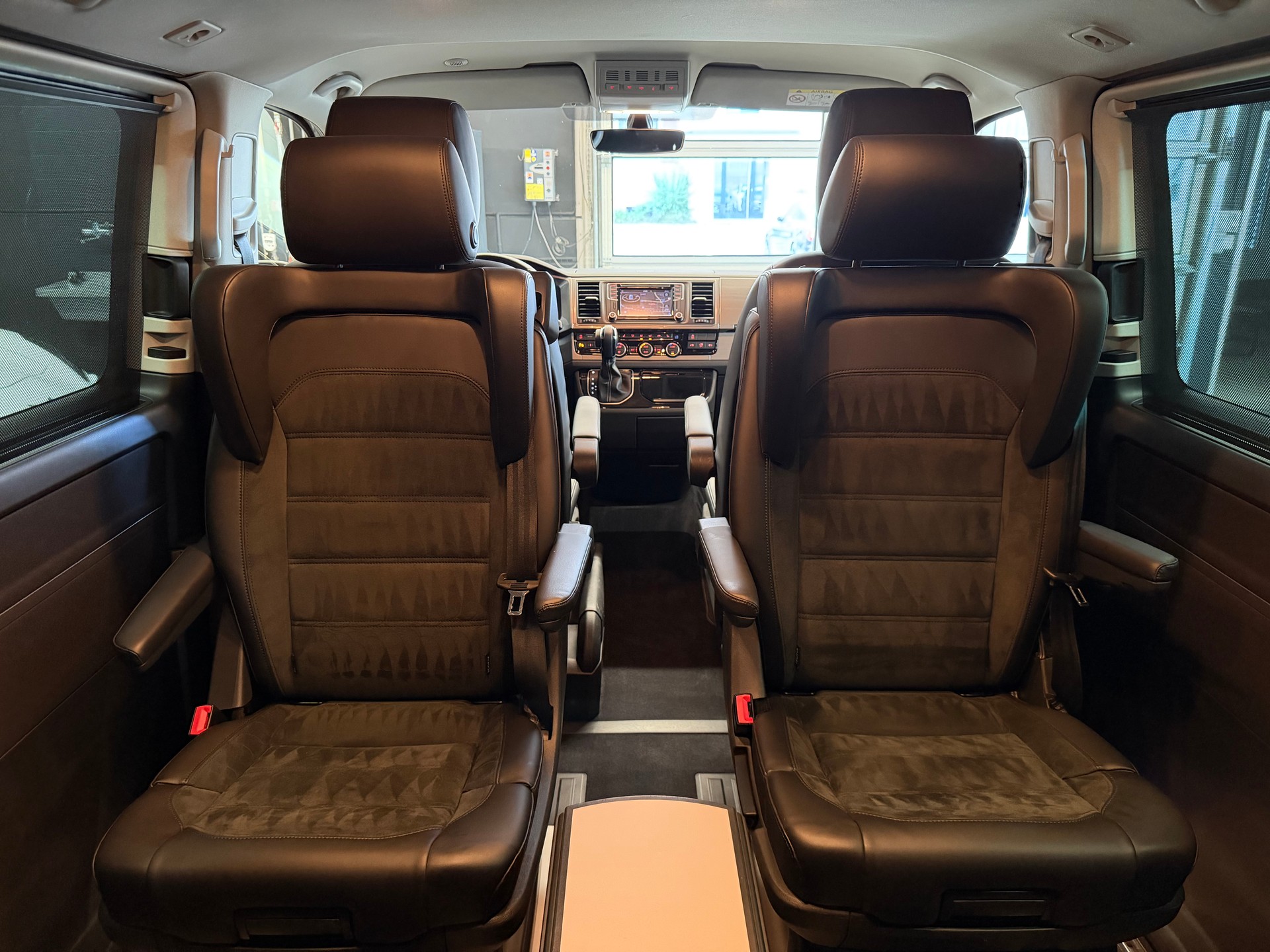 VW T6 Multivan 2.0 TDI Highline 4Motion DSG-image-26