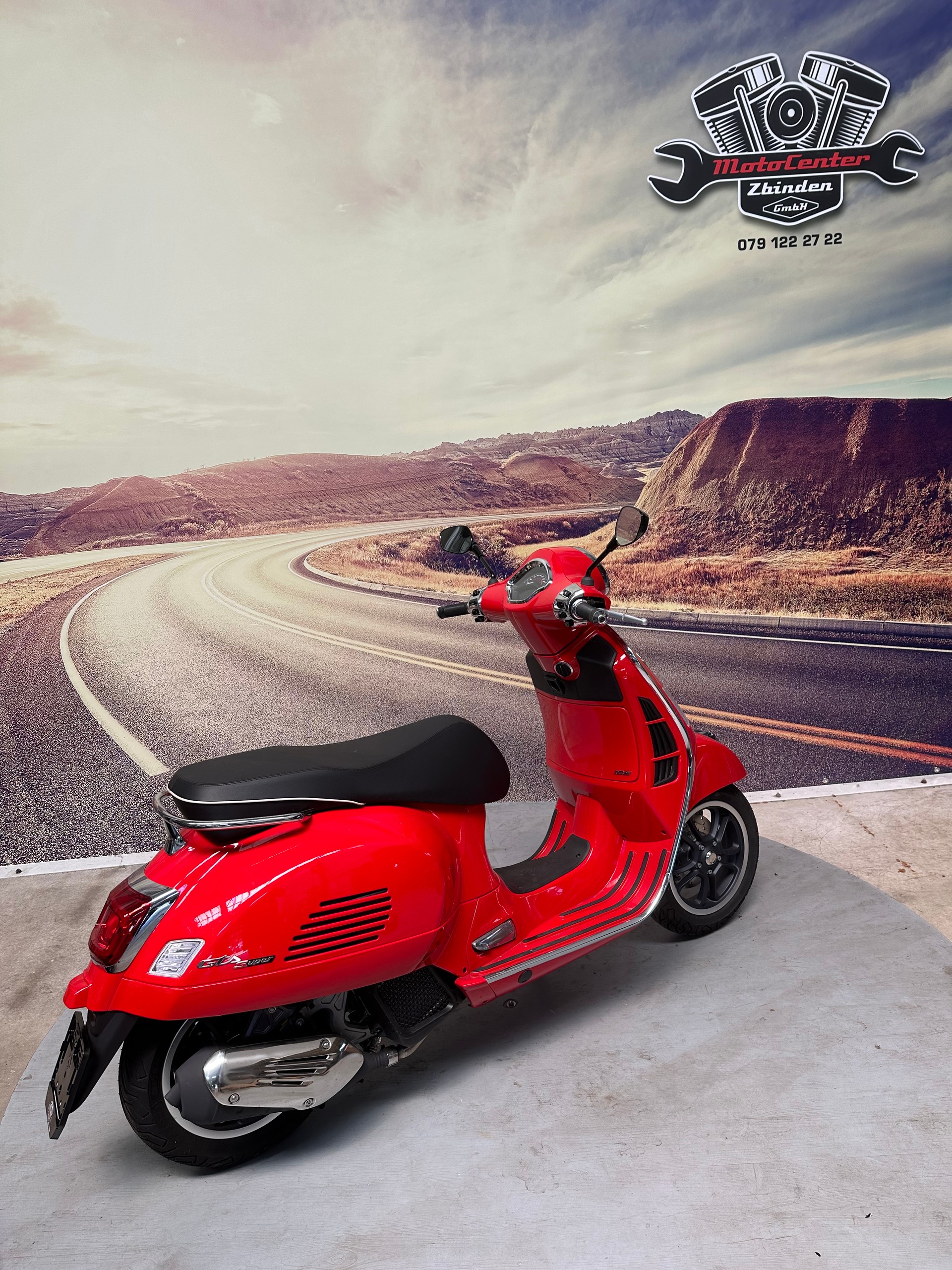 PIAGGIO Vespa GTS 125 Super-image-6