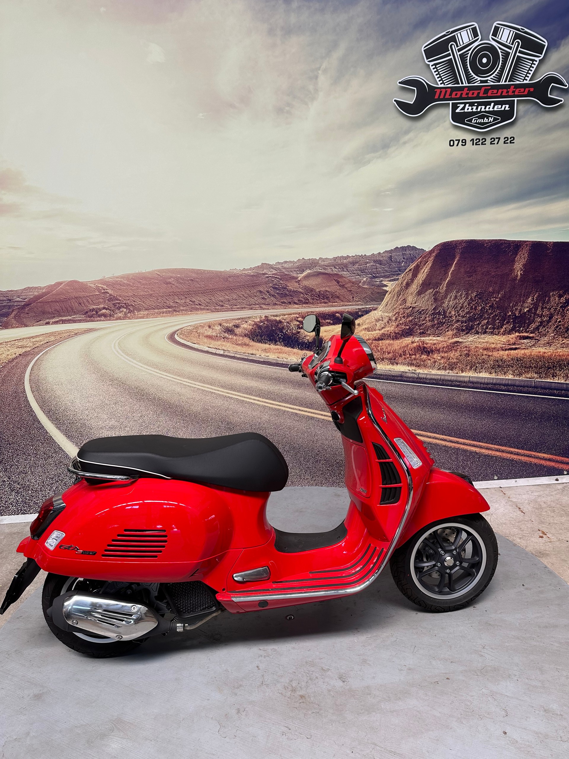 PIAGGIO Vespa GTS 125 Super-image-0