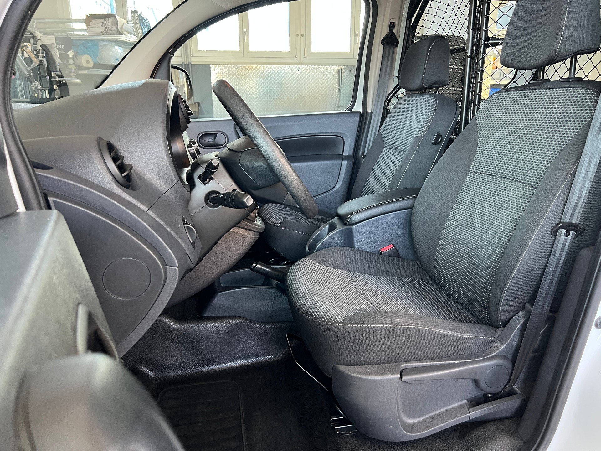 MERCEDES-BENZ Citan 111 CDI L Euro 6-image-4