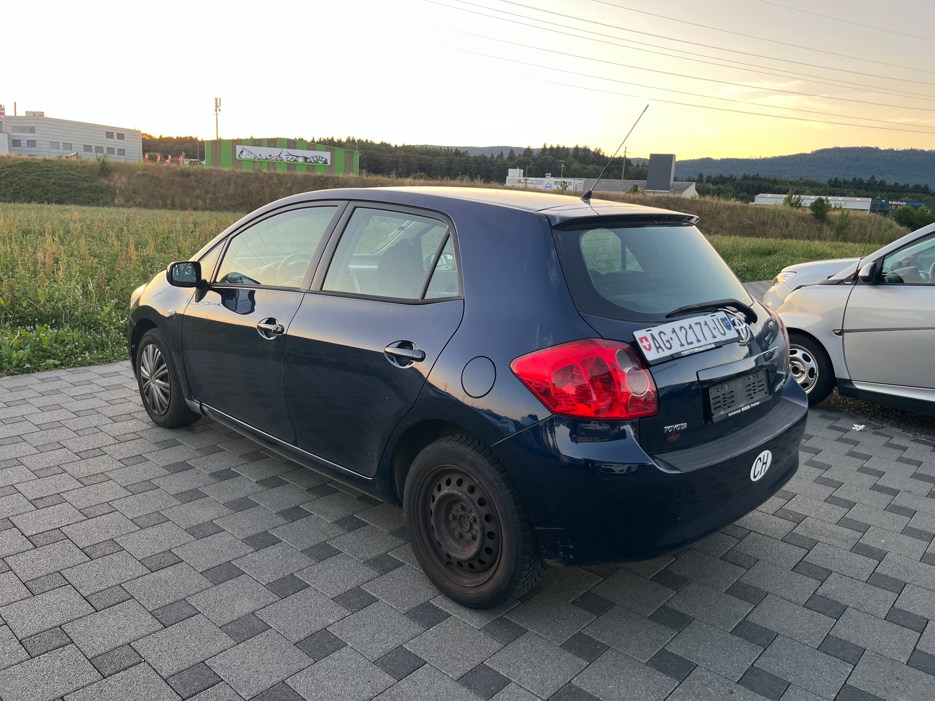TOYOTA Auris 1.6 Linea Luna-image-5