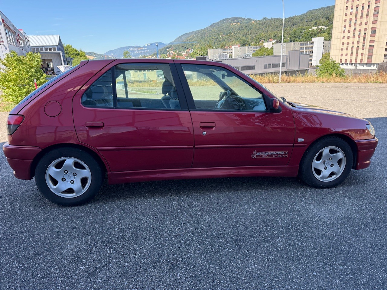 PEUGEOT 306 2.0 16V XSi Edition-image-7